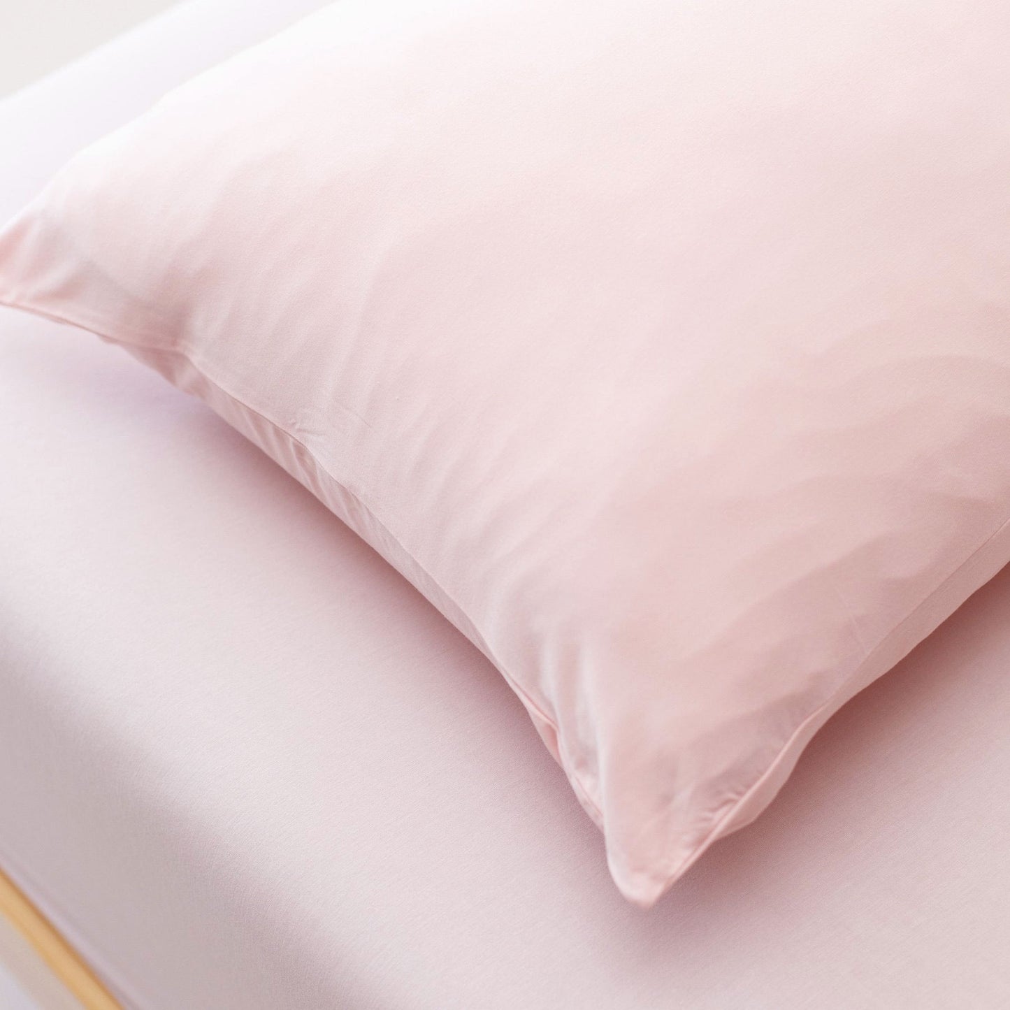 Ballet Pink Twin Sheet With Pillow Case