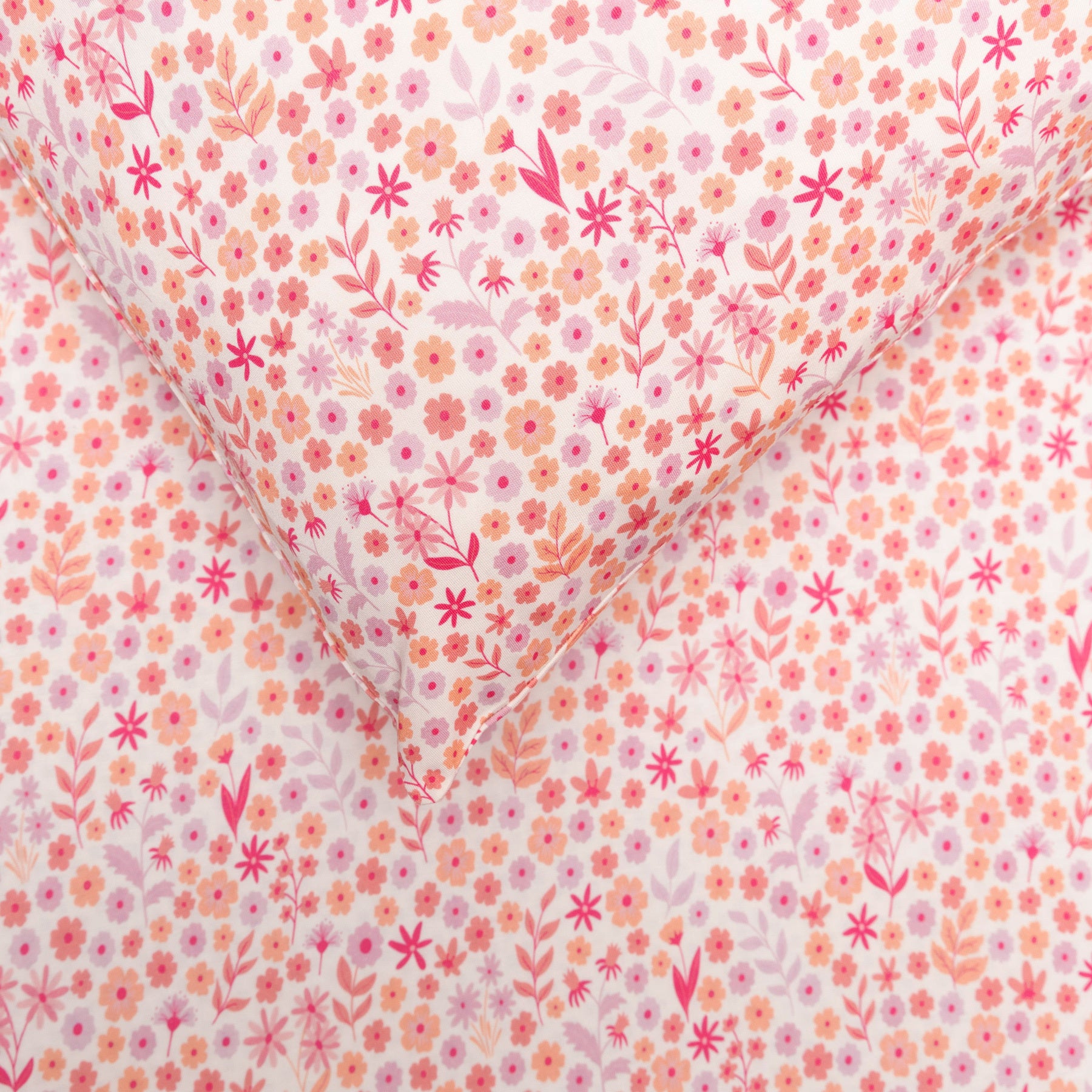Spring Fields Twin Sheet With Pillow Case
