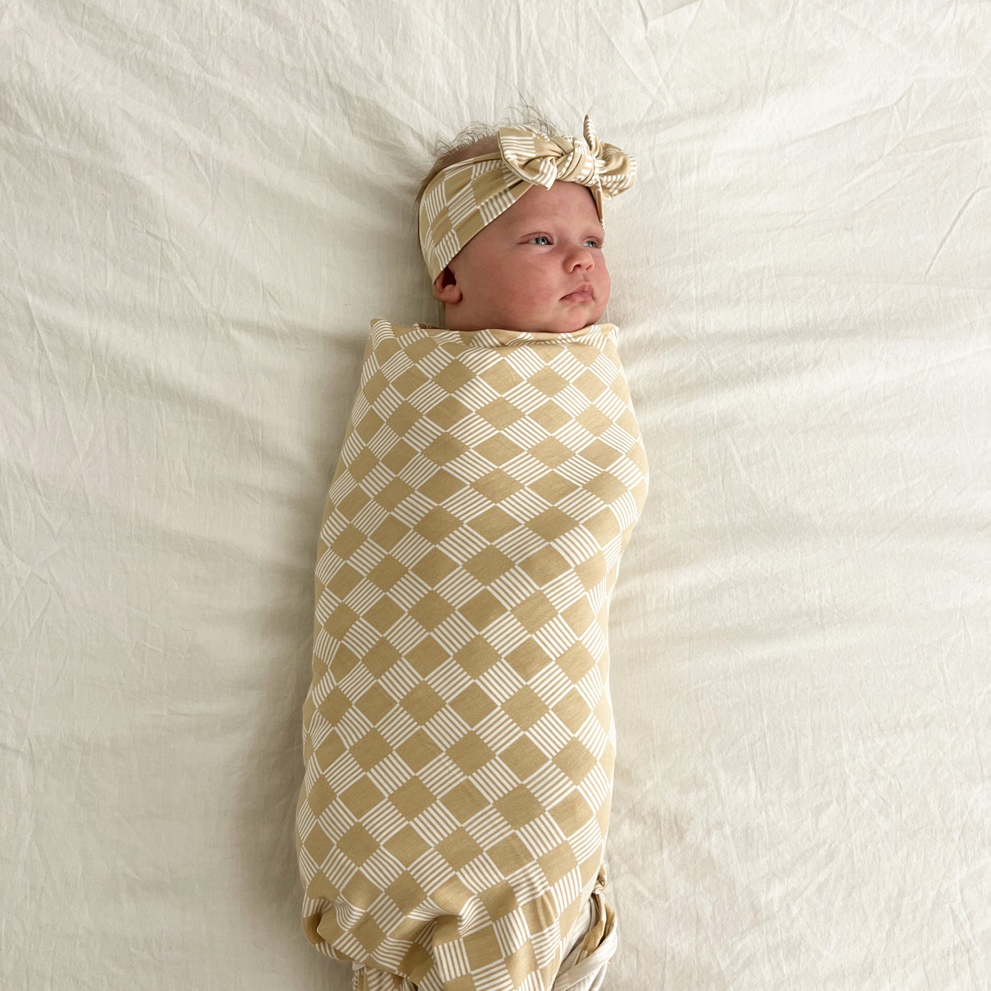 Checkered Lines Stretchy Swaddle Set