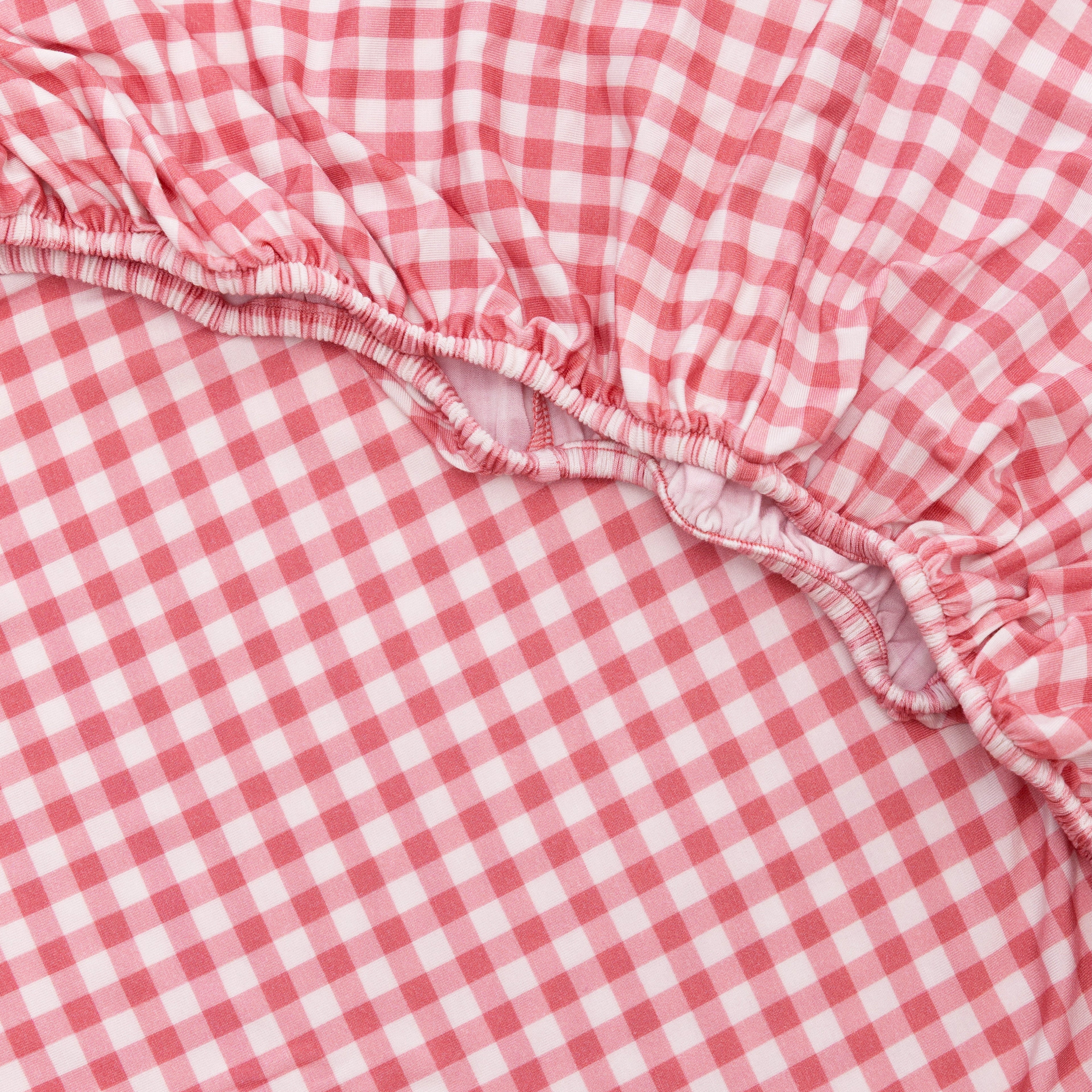 Mauve Small Gingham Crib Sheet