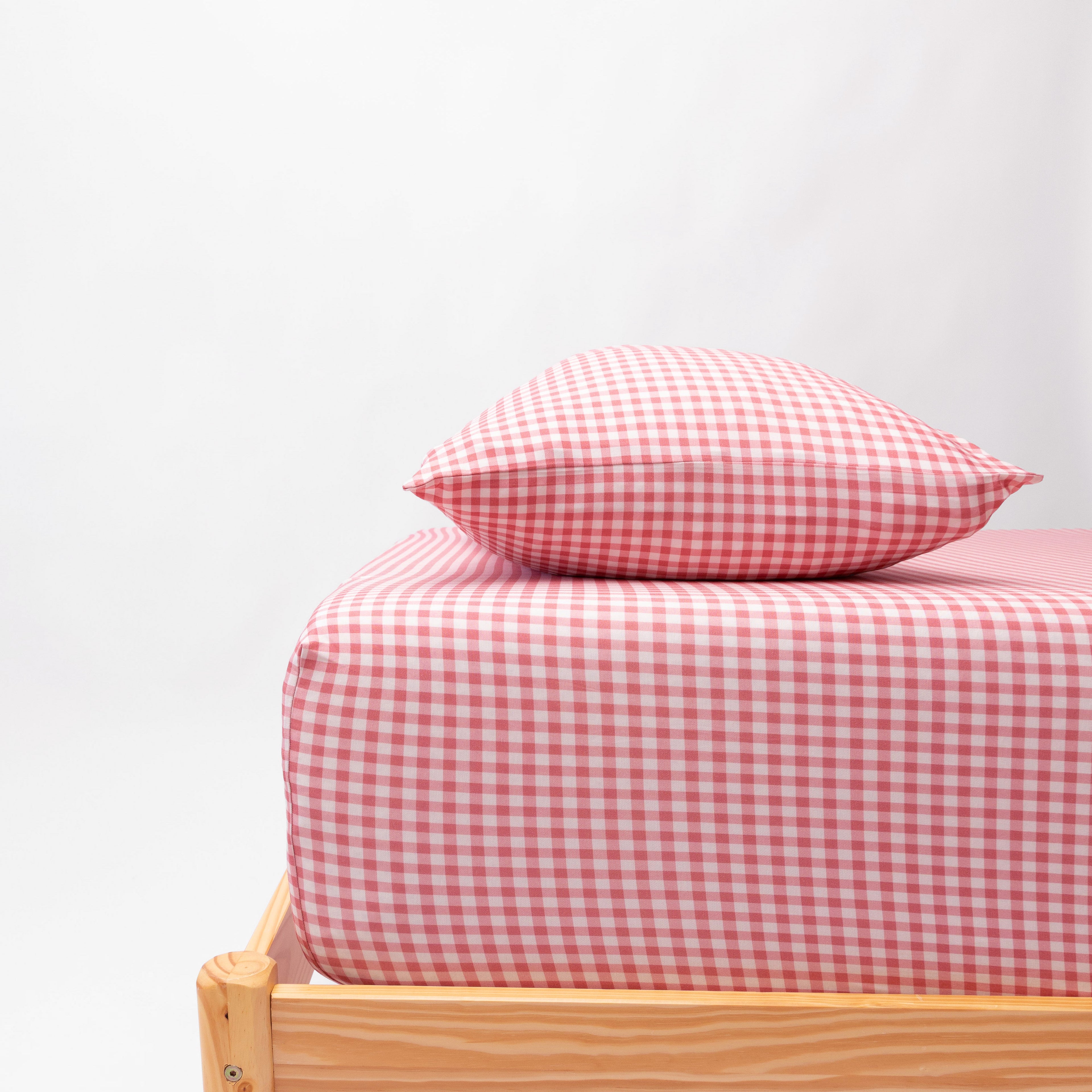 Mauve Small Gingham Twin Sheet With Pillow Case