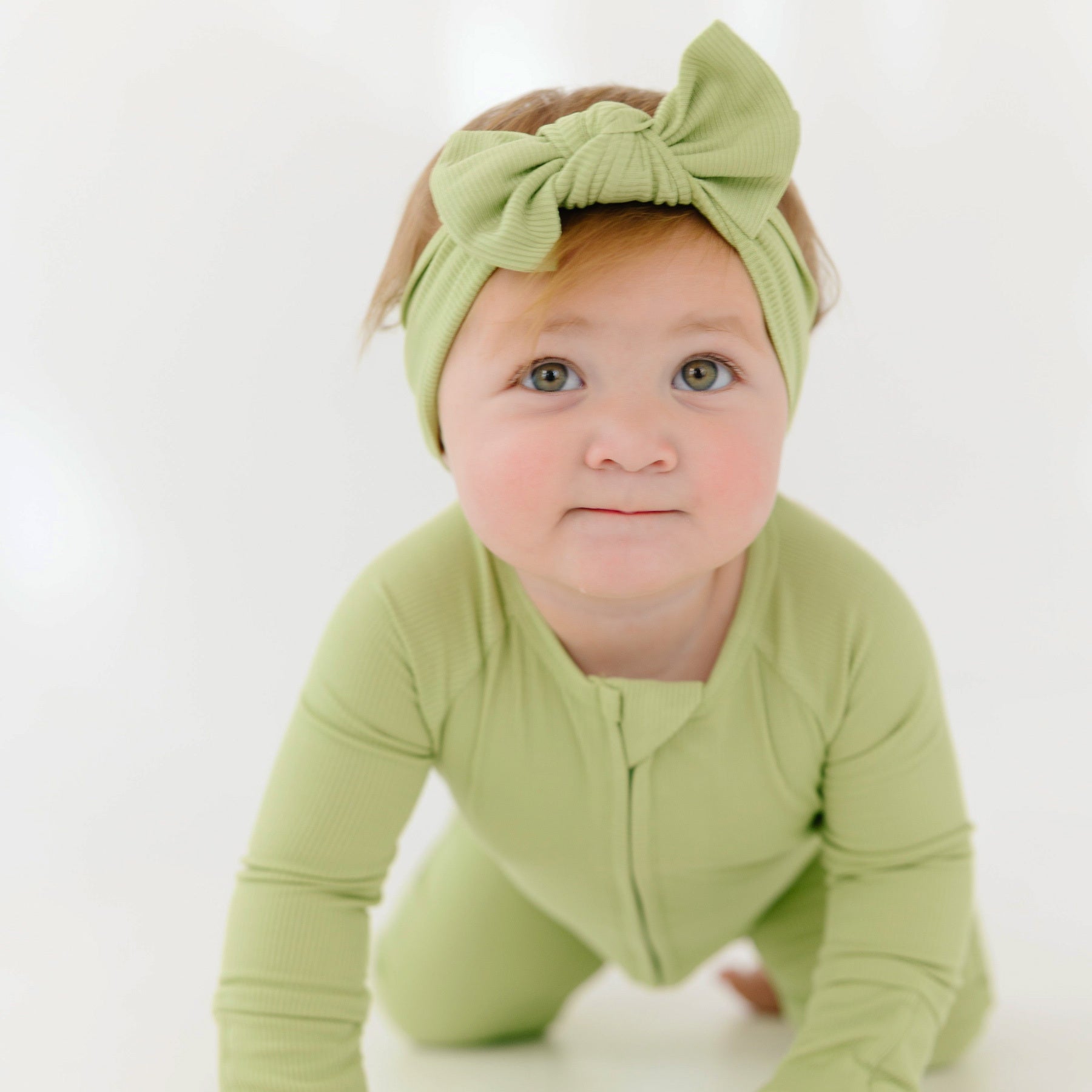 Tarragon Green Small Ribbed Bow