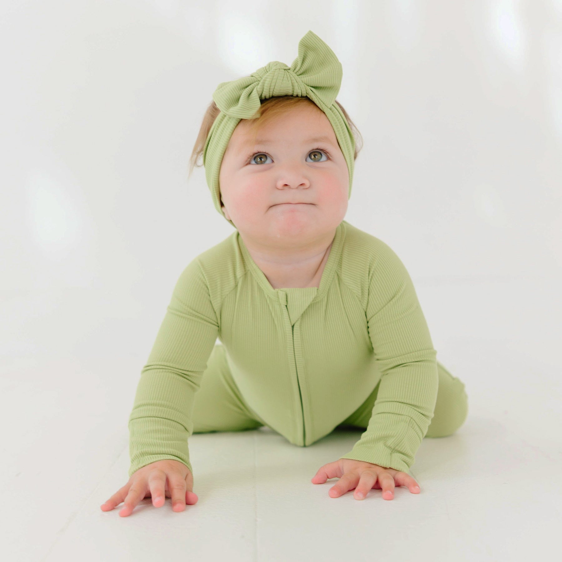 Tarragon Green Small Ribbed Bow