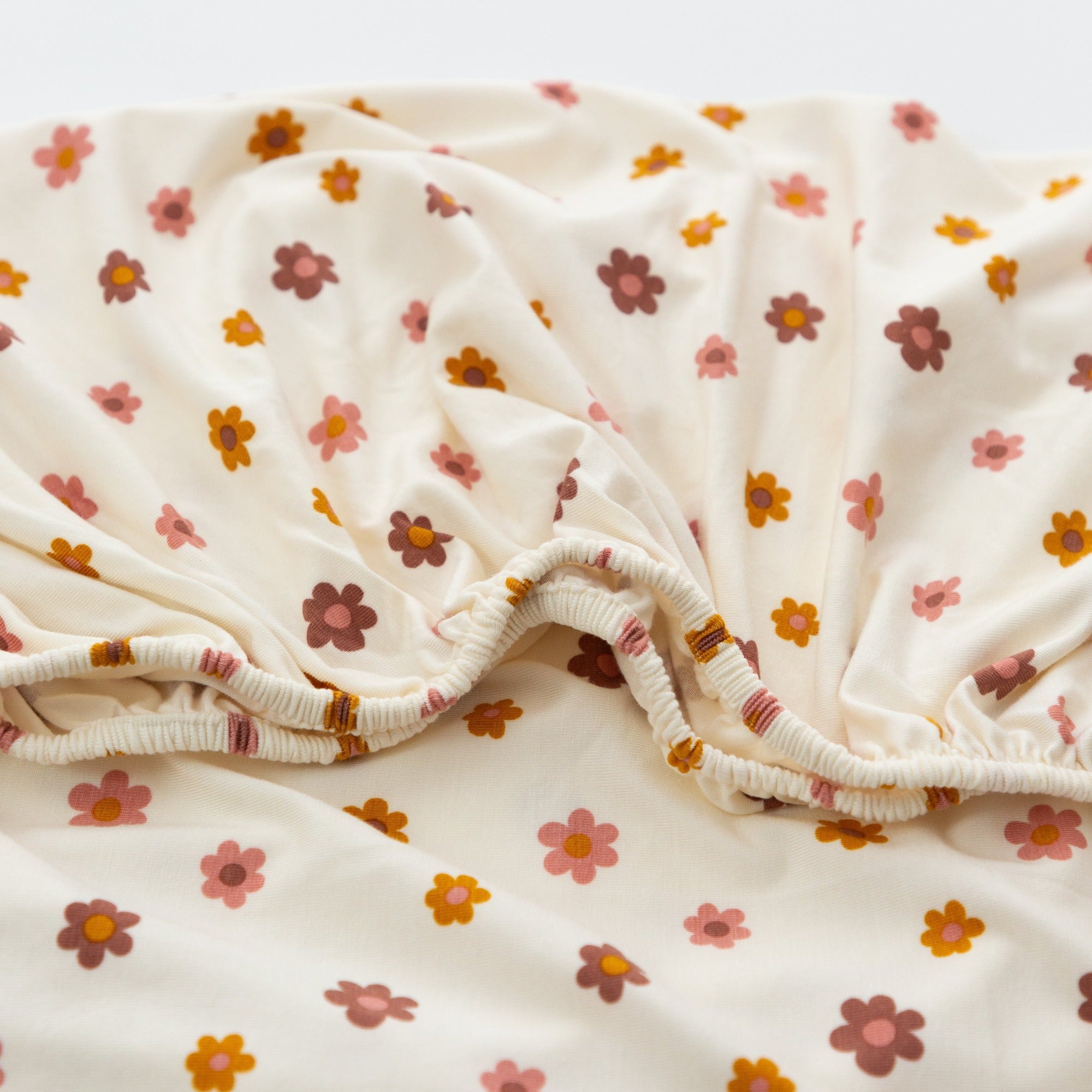 Pink Daisies Twin Sheet With Pillow Case