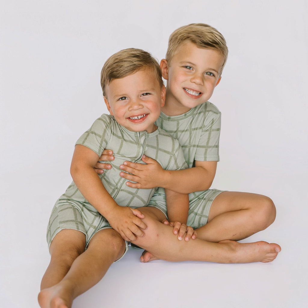 Grid Sage Green Small Ribbed Shorts Two-Piece Set