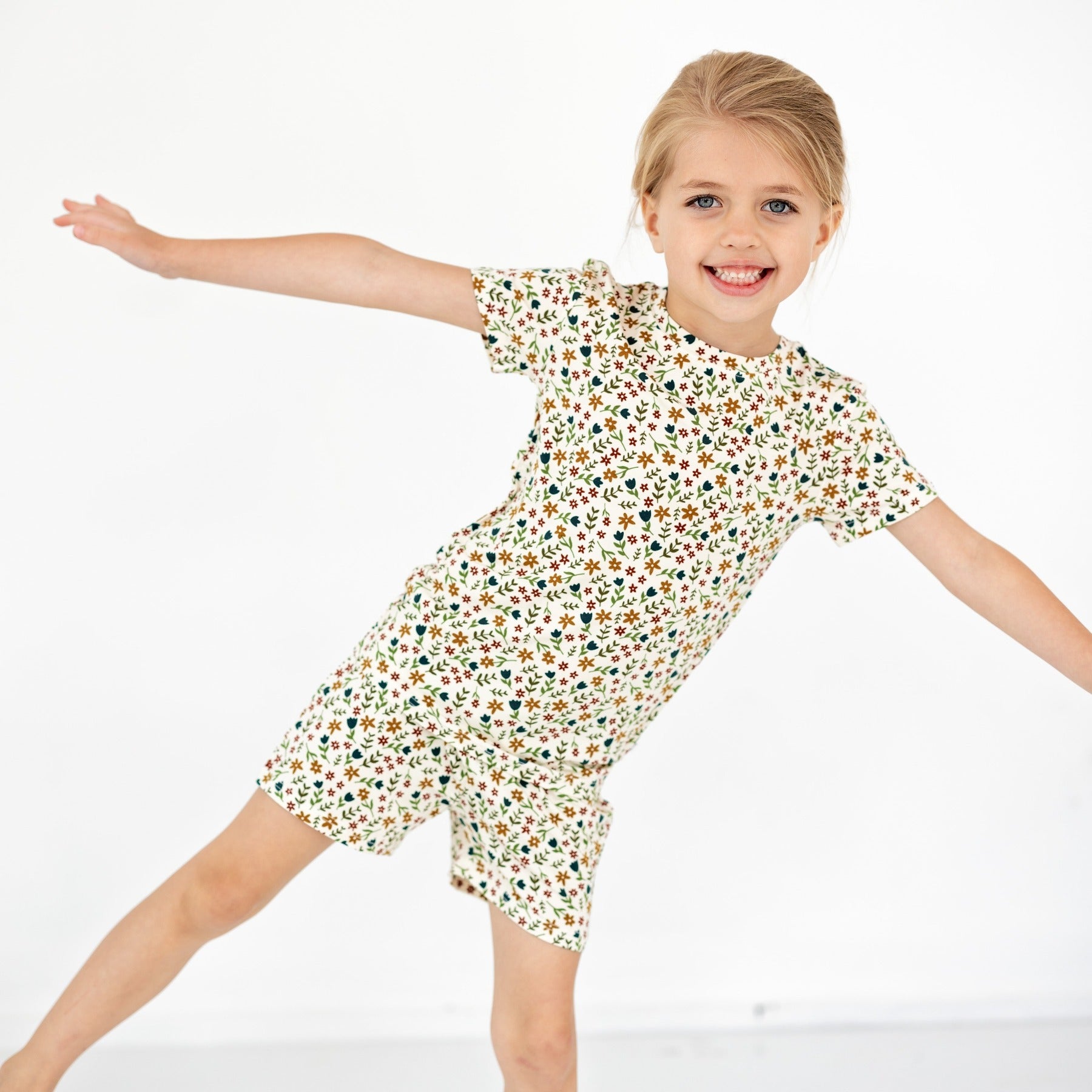 Cream Floral Shorts Two-Piece Set