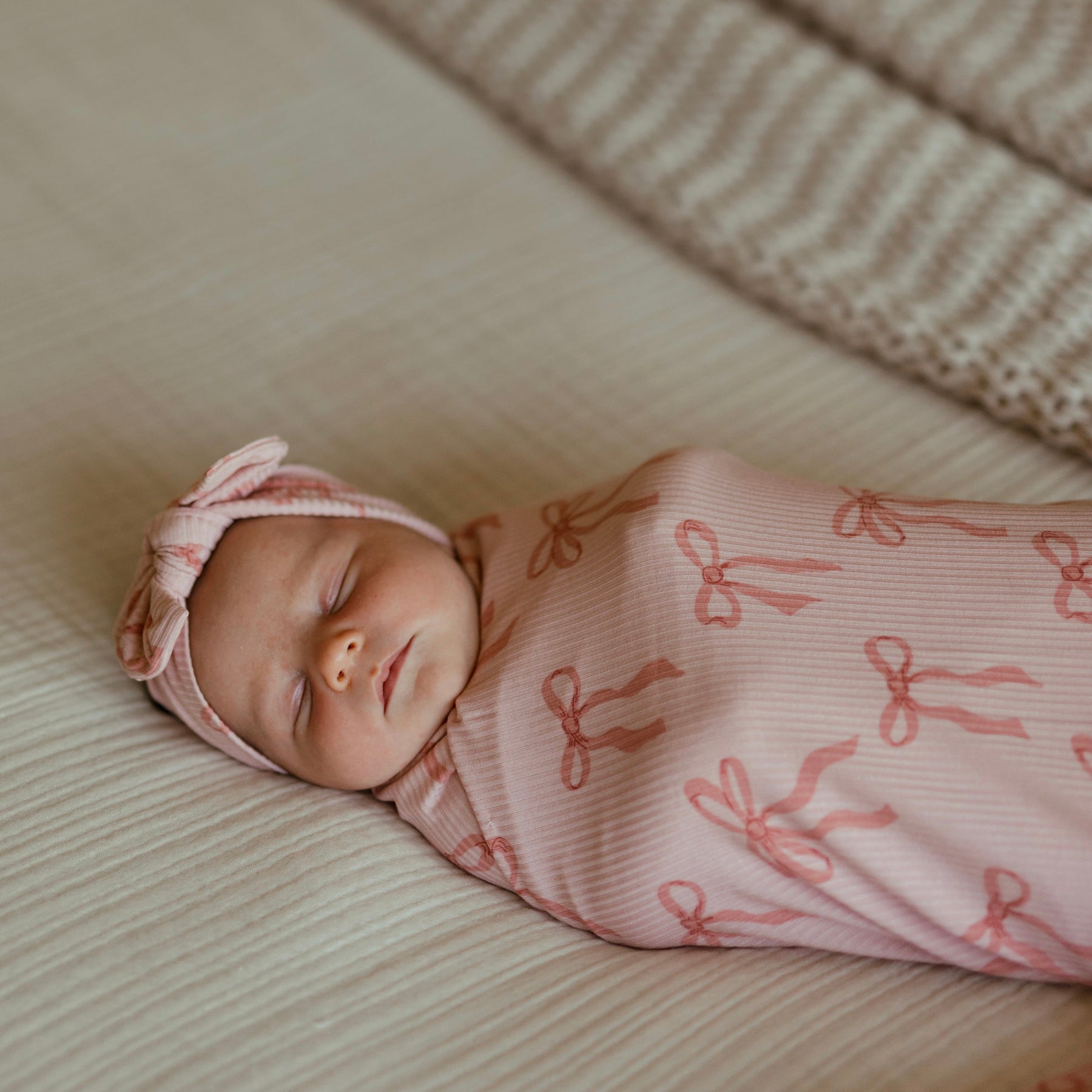 Coquette Bows Small Ribbed Bow