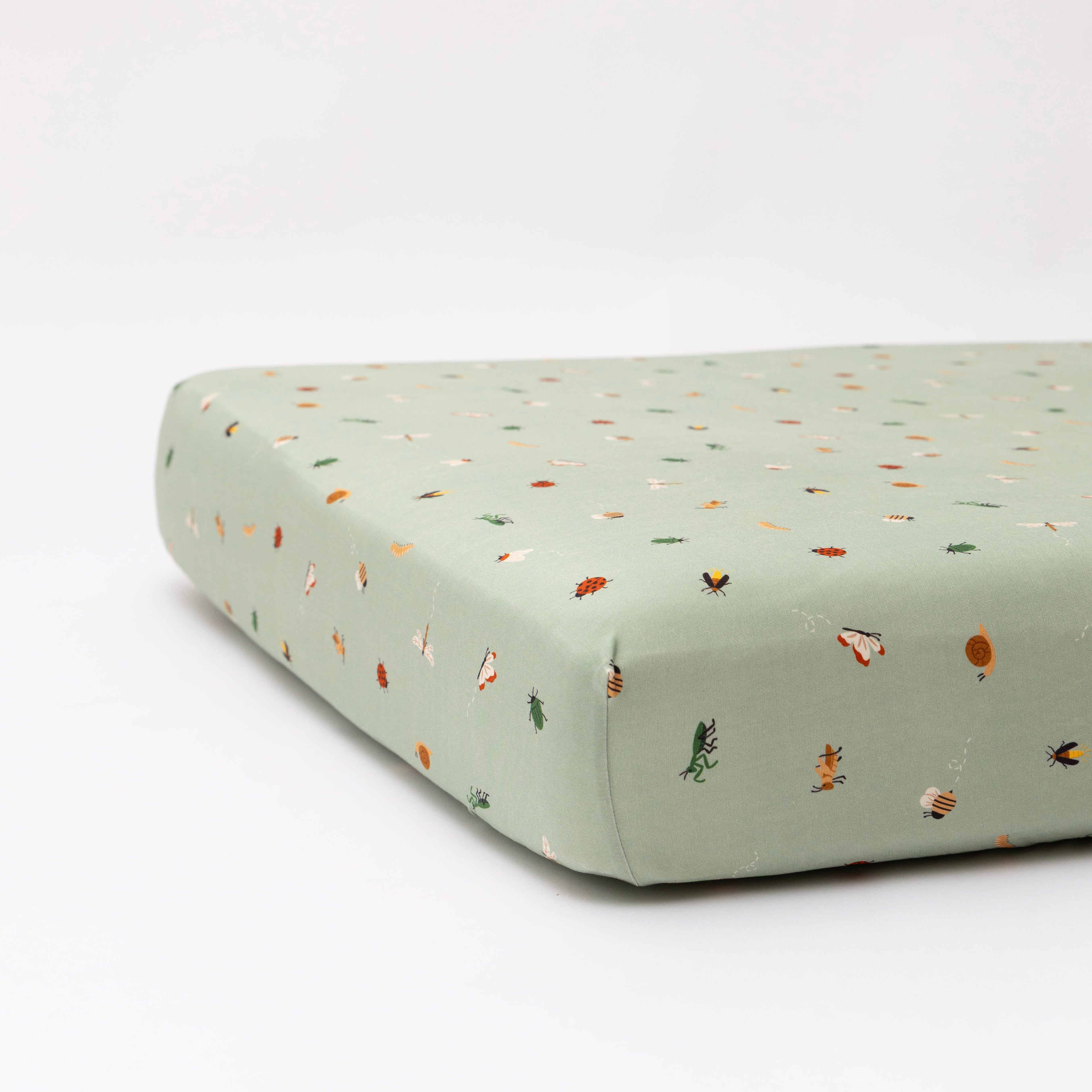 Backyard Bugs Crib Sheet