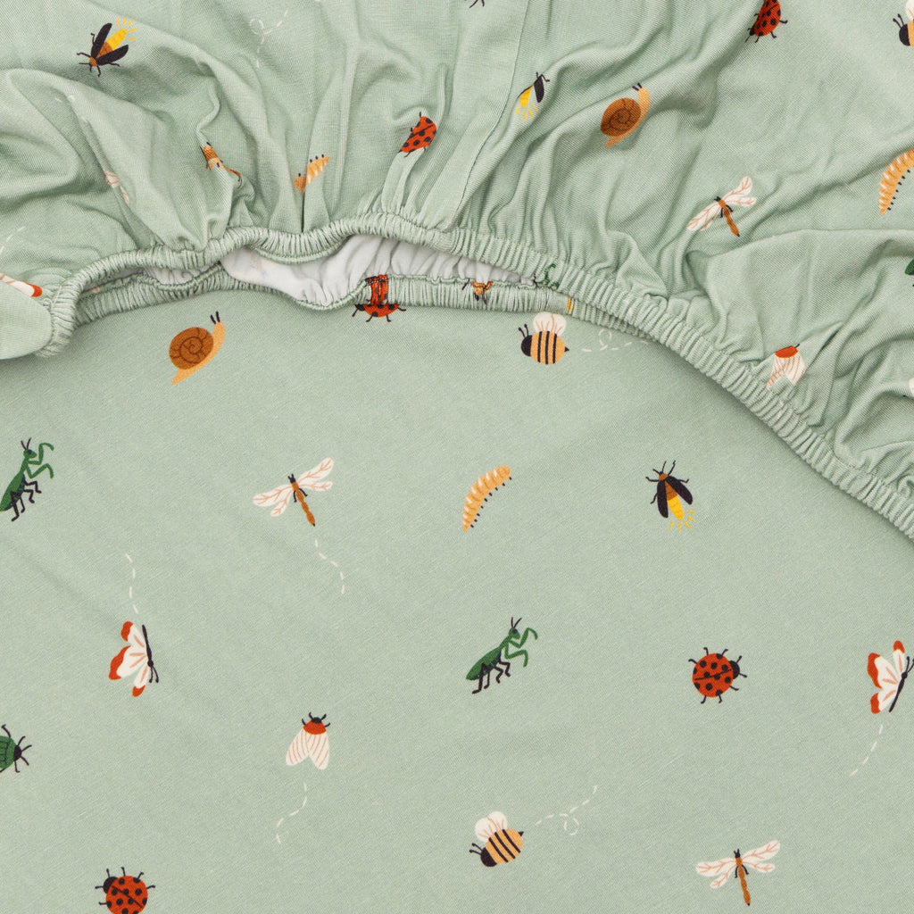 Backyard Bugs Crib Sheet
