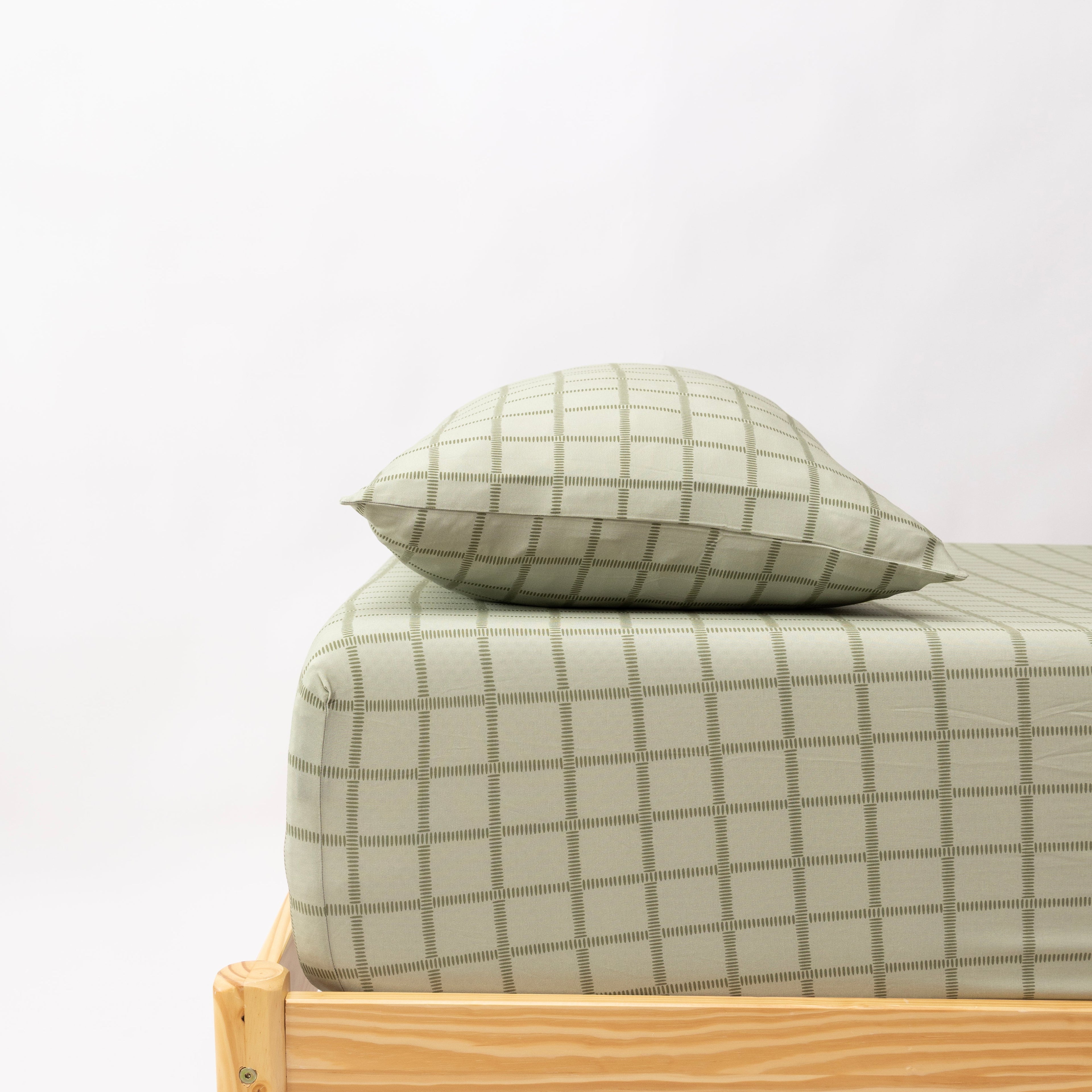 Grid Sage Green Twin Sheet With Pillow Case