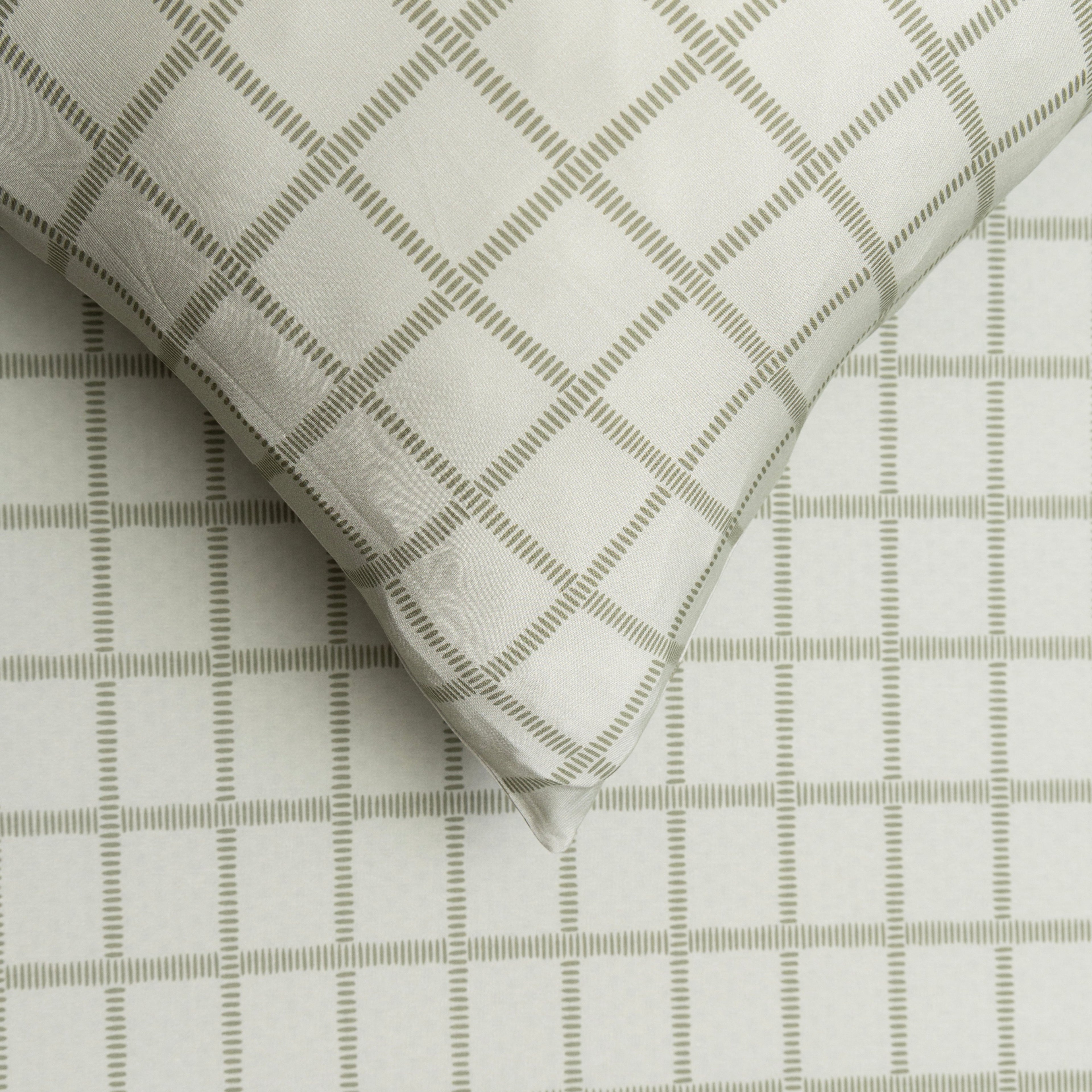 Grid Sage Green Twin Sheet With Pillow Case