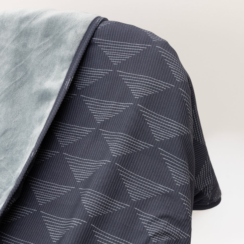 Triangles Small Ribbed Toddler Blanket
