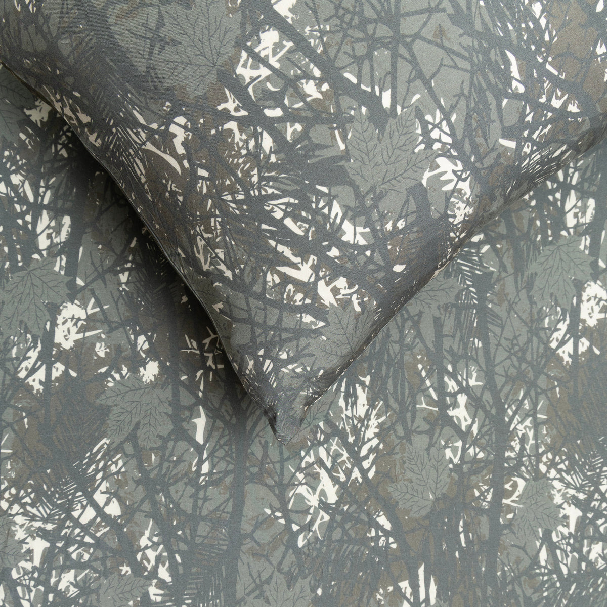 Woodland Camo Twin Sheet With Pillow Case