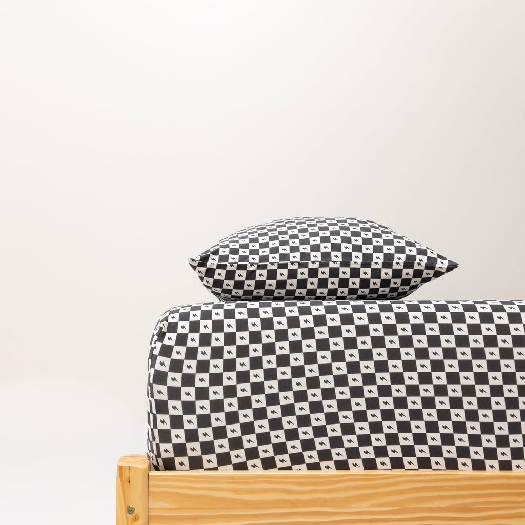 Checkered Lightning Bolt Twin Sheet With Pillow Case