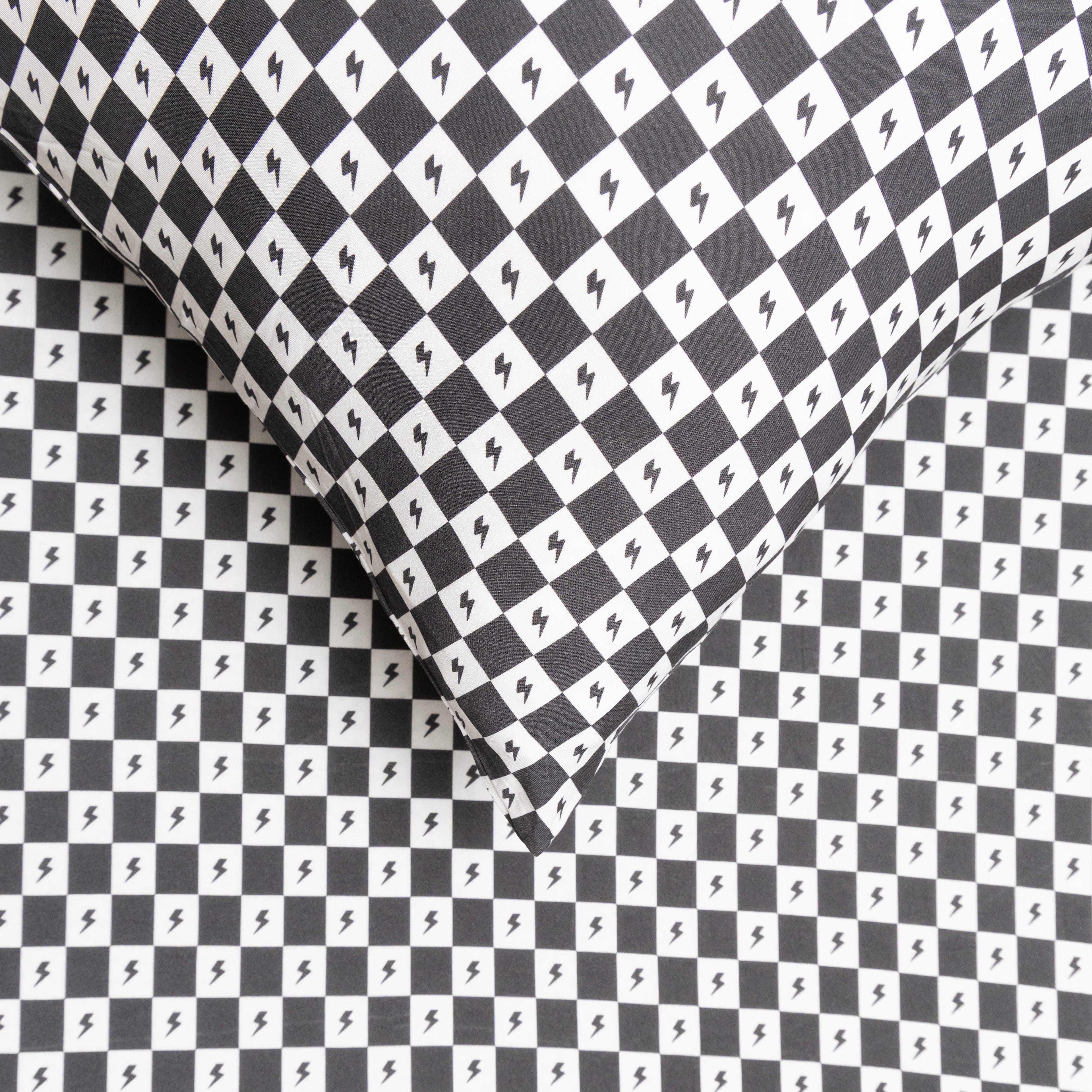 Checkered Lightning Bolt Twin Sheet With Pillow Case