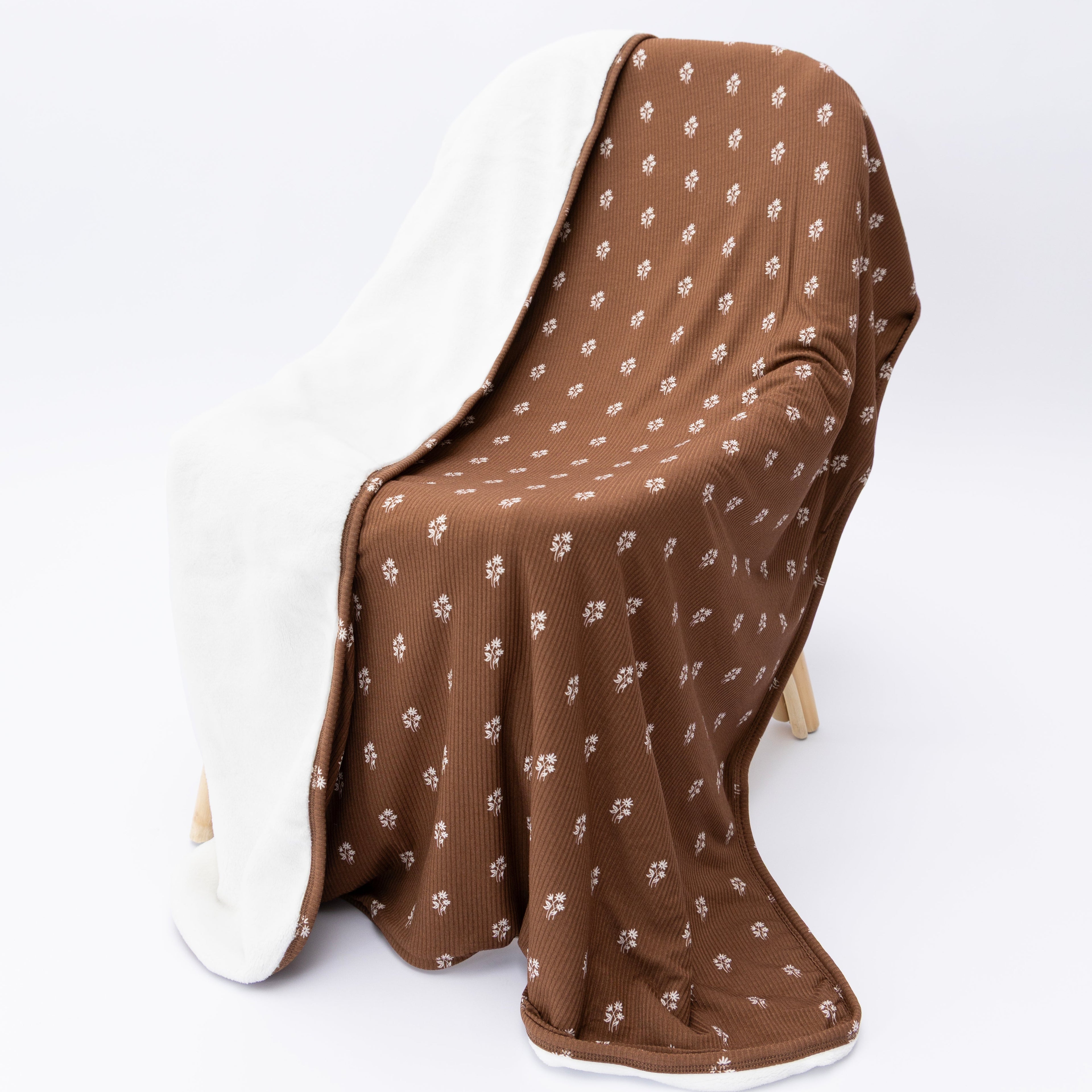 Autumn Stems Small Ribbed Youth Blanket