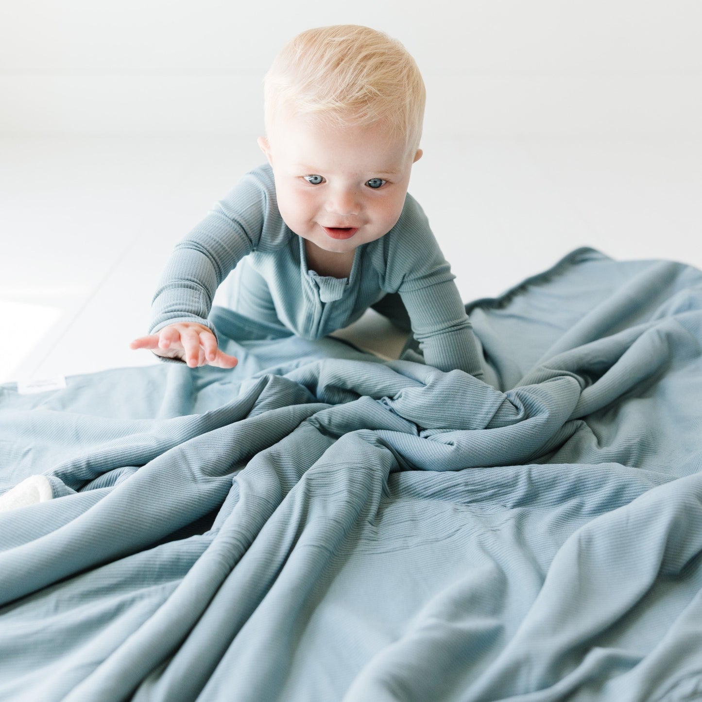 Slate Blue Small Ribbed Youth Blanket