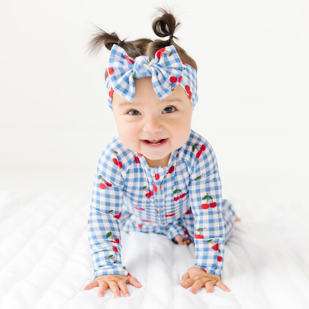 Vintage Cherries Small Ribbed Bow