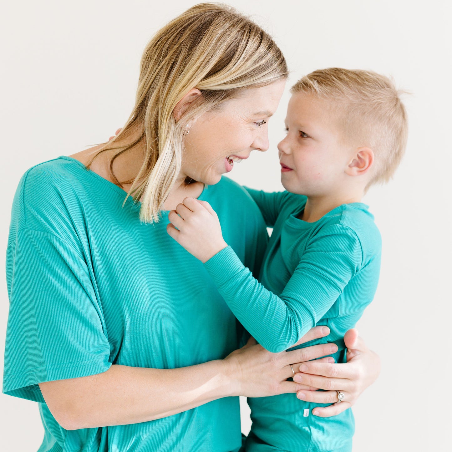 Teal Small Ribbed Women's Short Sleeve Top