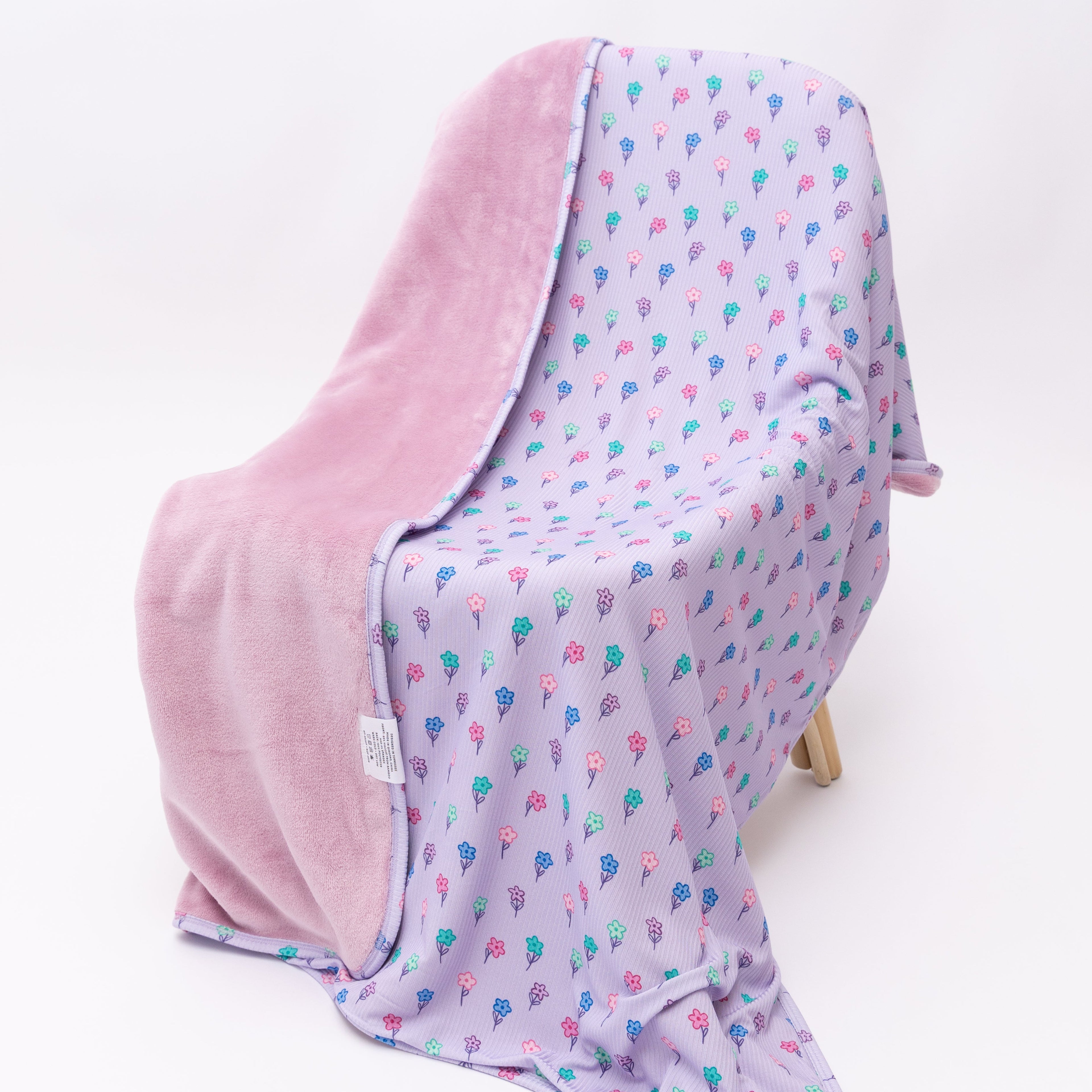 Lilac Daisies Small Ribbed Youth Blanket