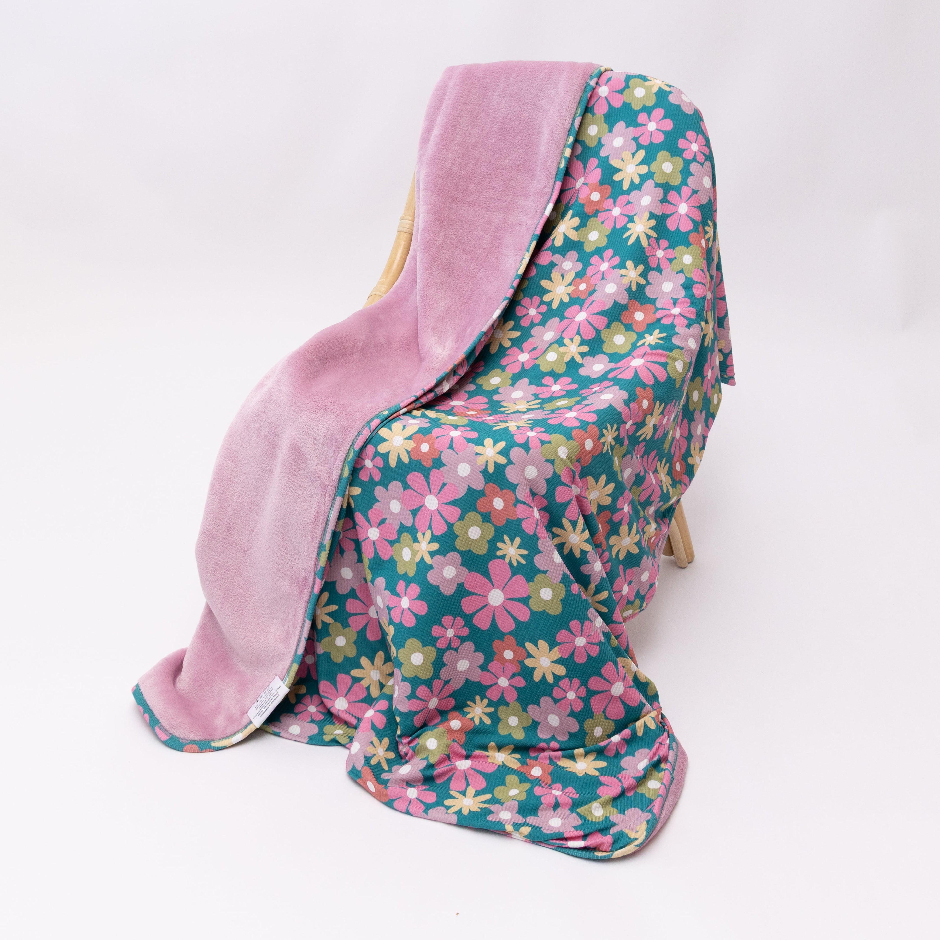 Retro Daisies Small Ribbed Toddler Blanket