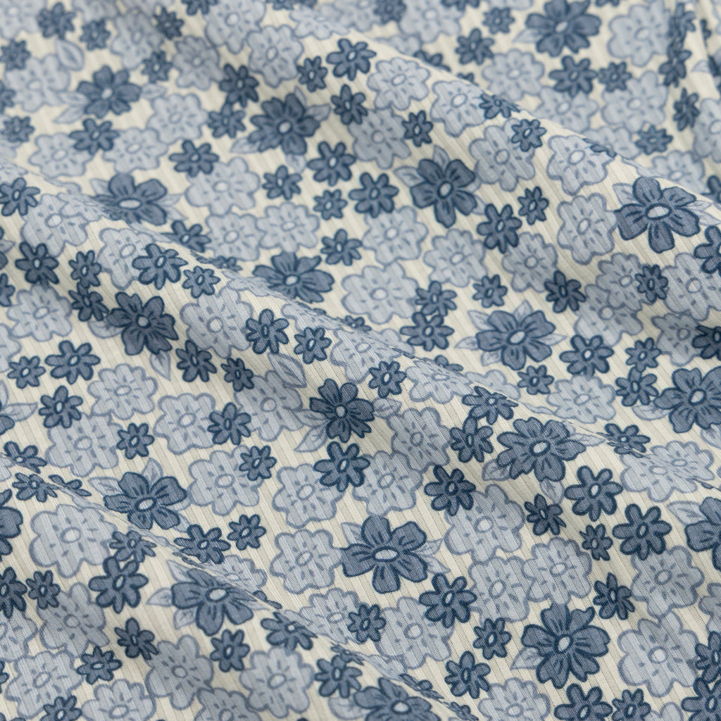 Bluebell Blossoms Small Ribbed Youth Blanket