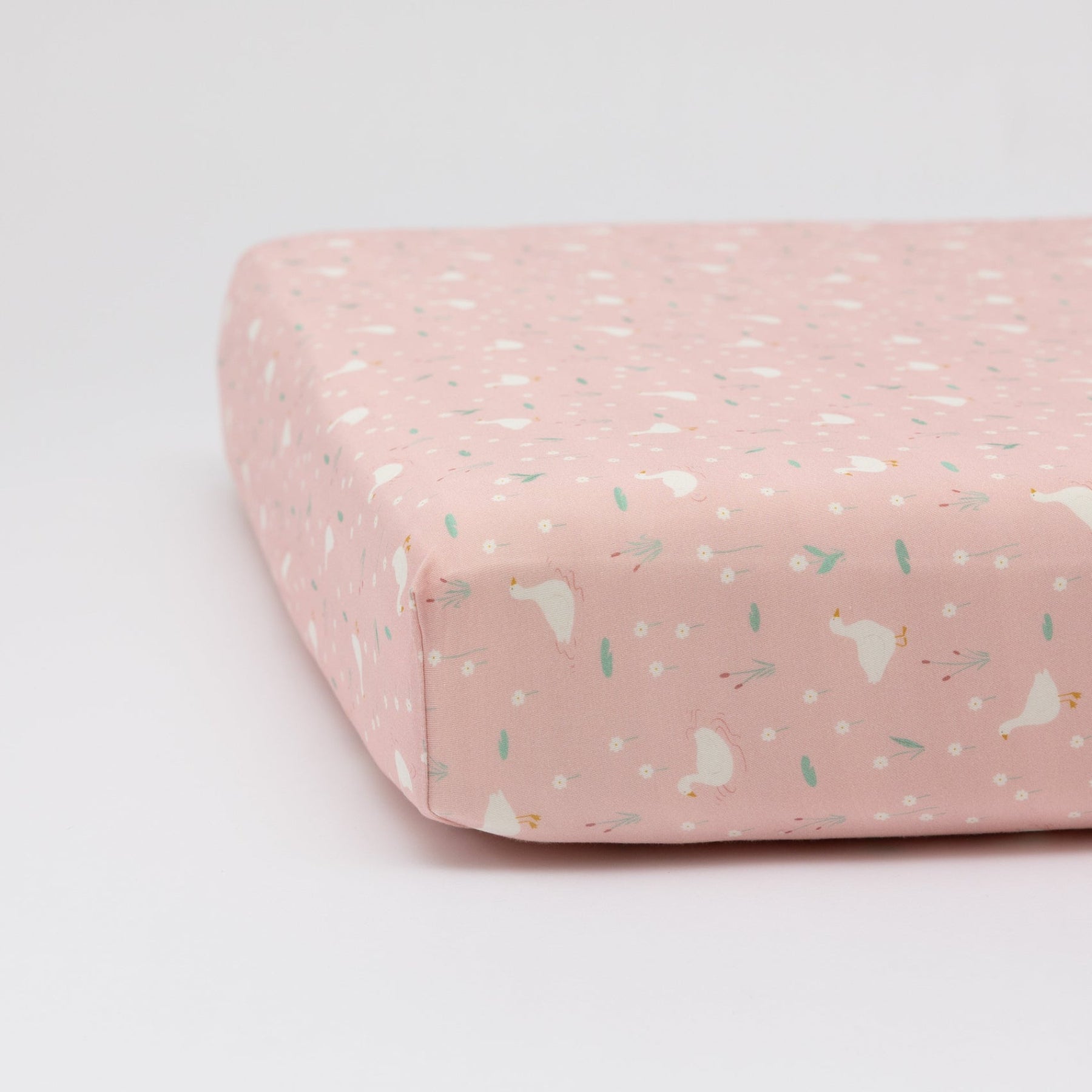 Ducks & Daisies Crib Sheet