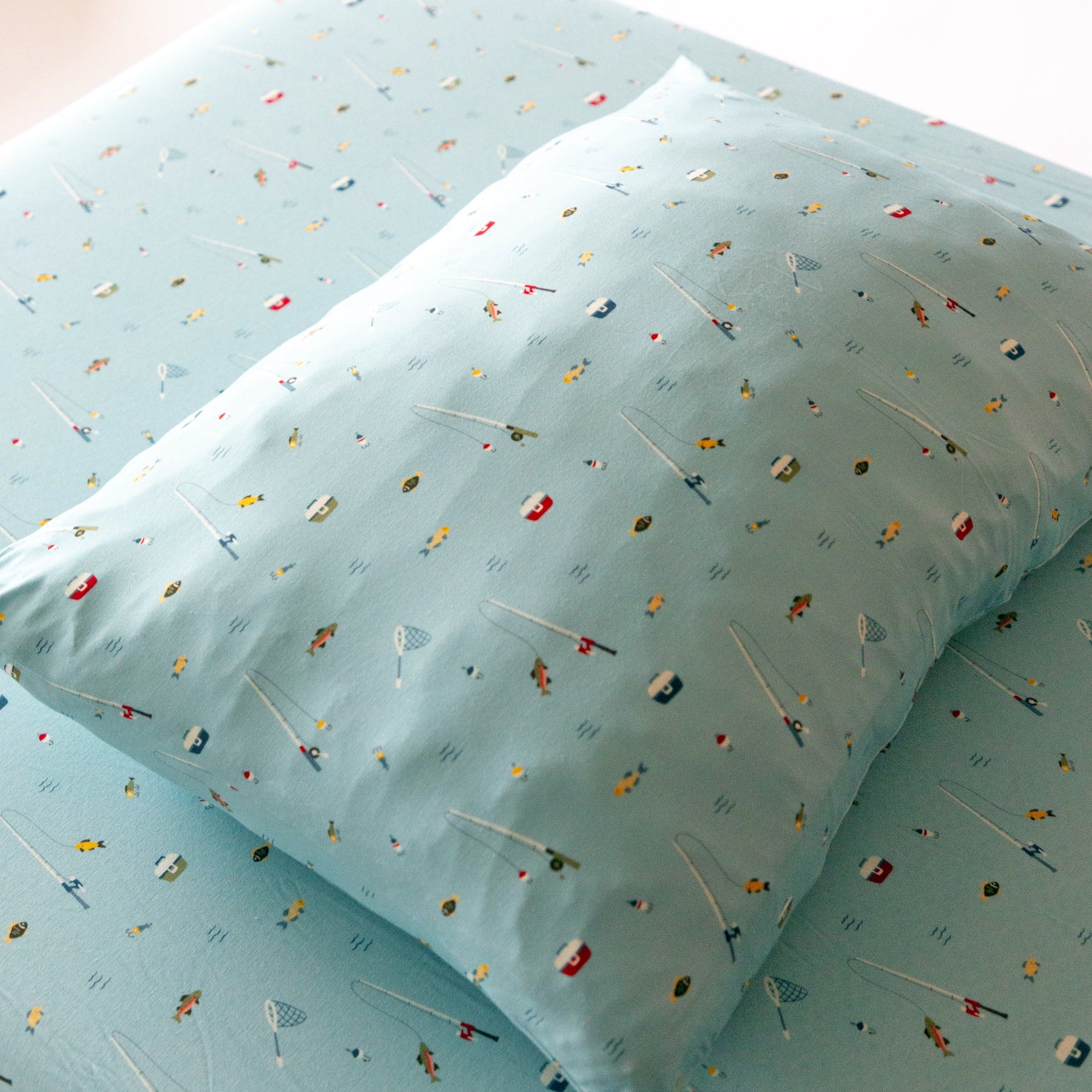 Gone Fishing Twin Sheet With Pillow Case