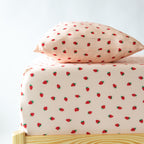 Strawberries Twin Sheet With Pillow Case