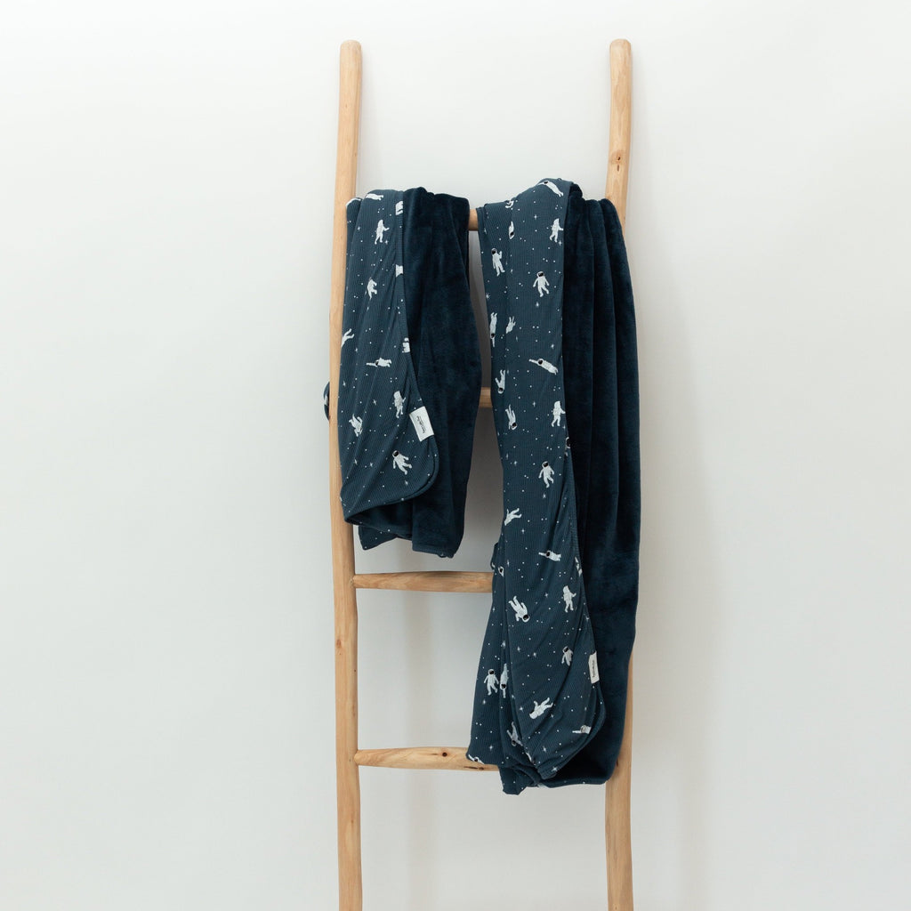 Astronauts Small Ribbed Toddler Blanket