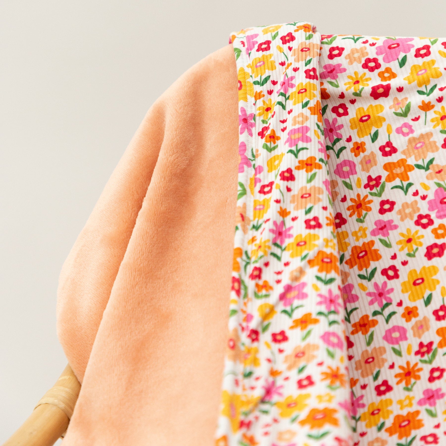 Summer Blooms Small Ribbed Toddler Blanket (Peach Backing)