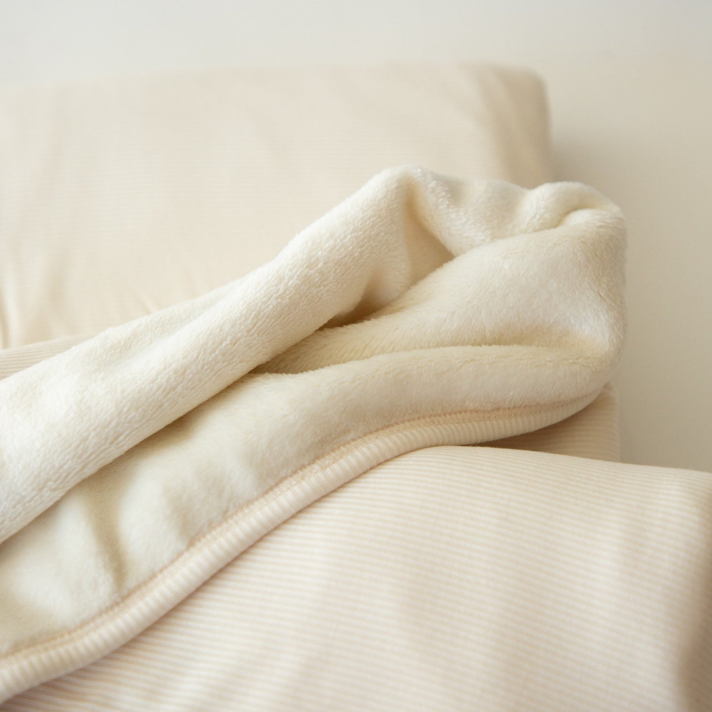 Cream Small Ribbed Youth Blanket