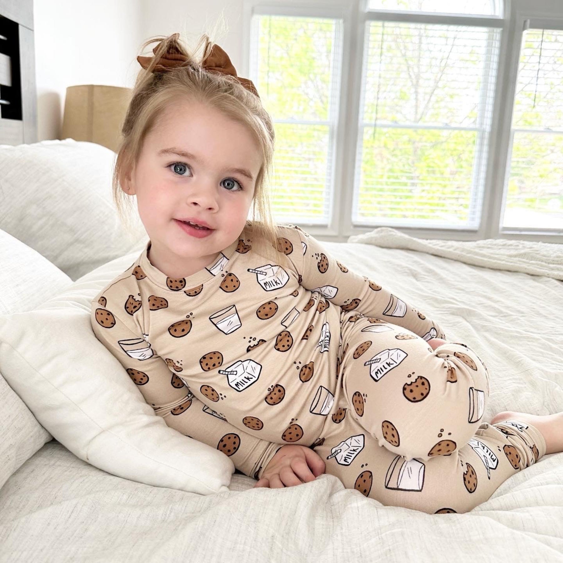 Cookies and Milk Two-Piece Set