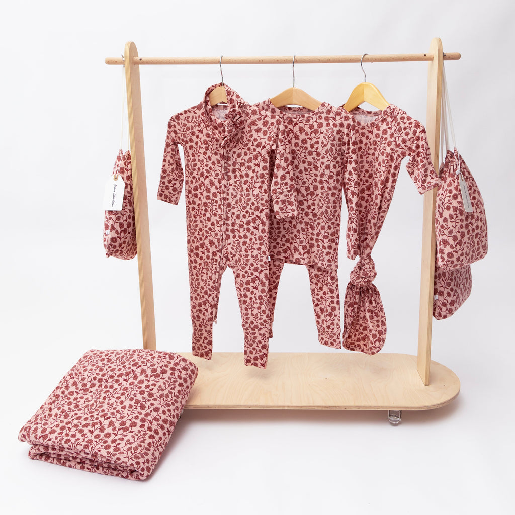 Mauve Floral Small Ribbed Adult Blanket