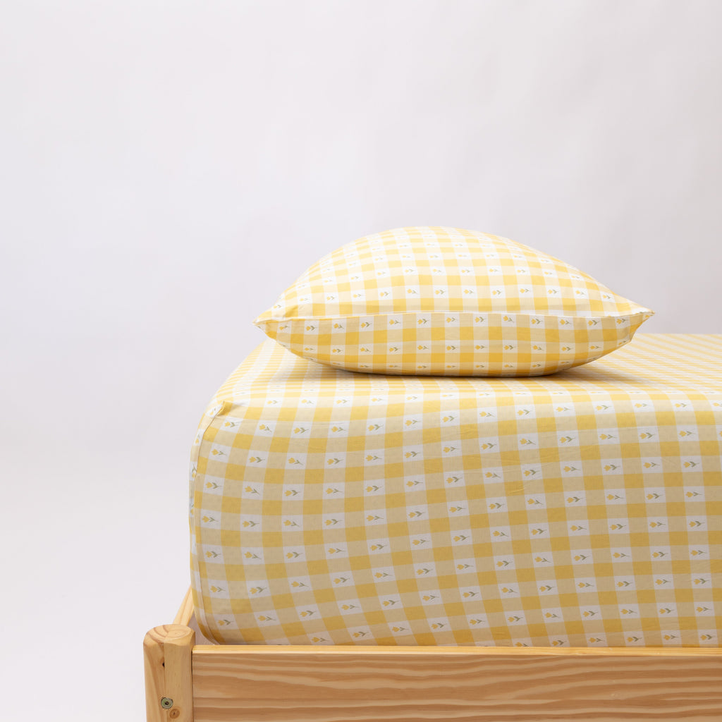 Yellow Gingham Tulip Twin Sheet With Pillow Case