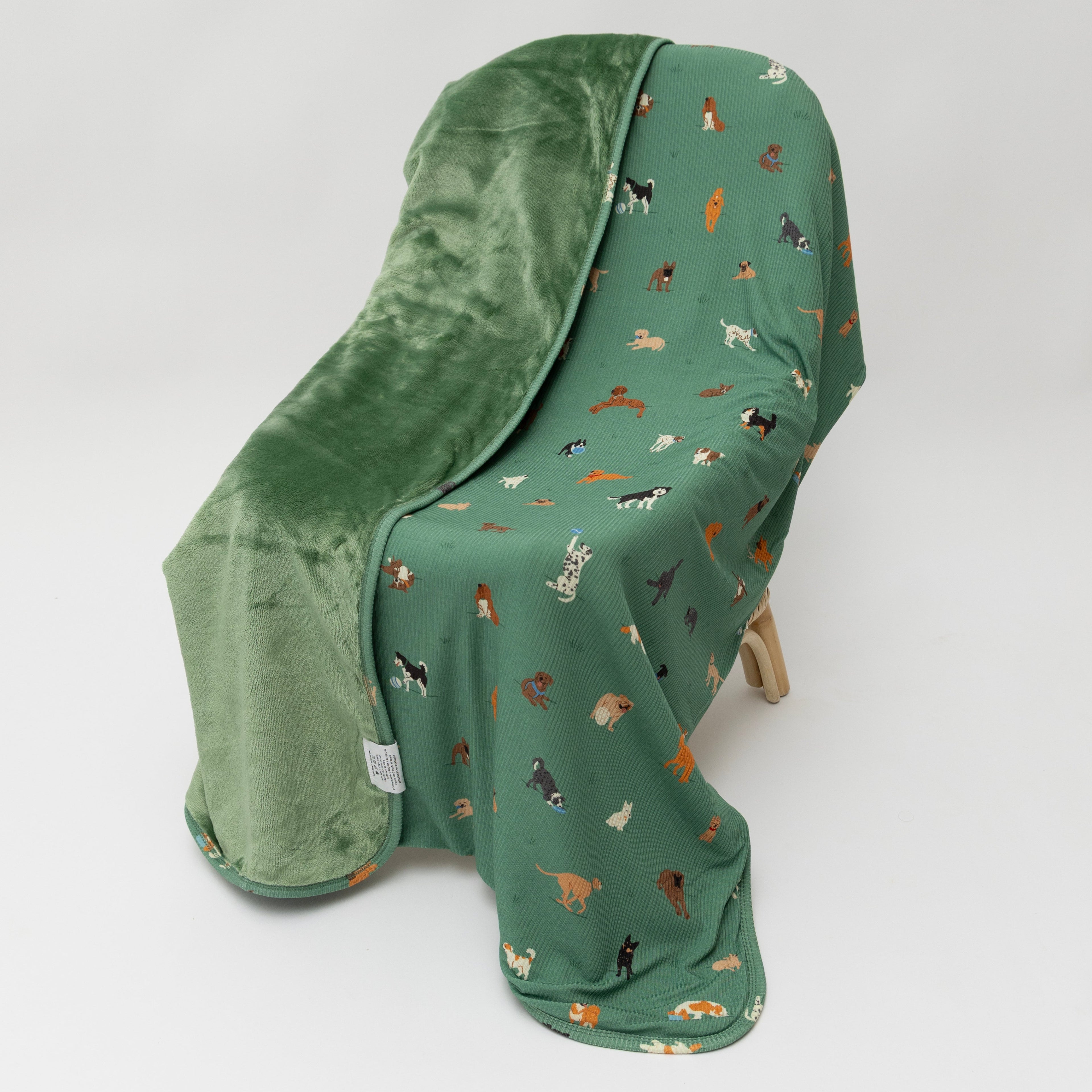 Dogs Green Small Ribbed Adult Blanket
