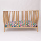 Retro Daisies Crib Sheet