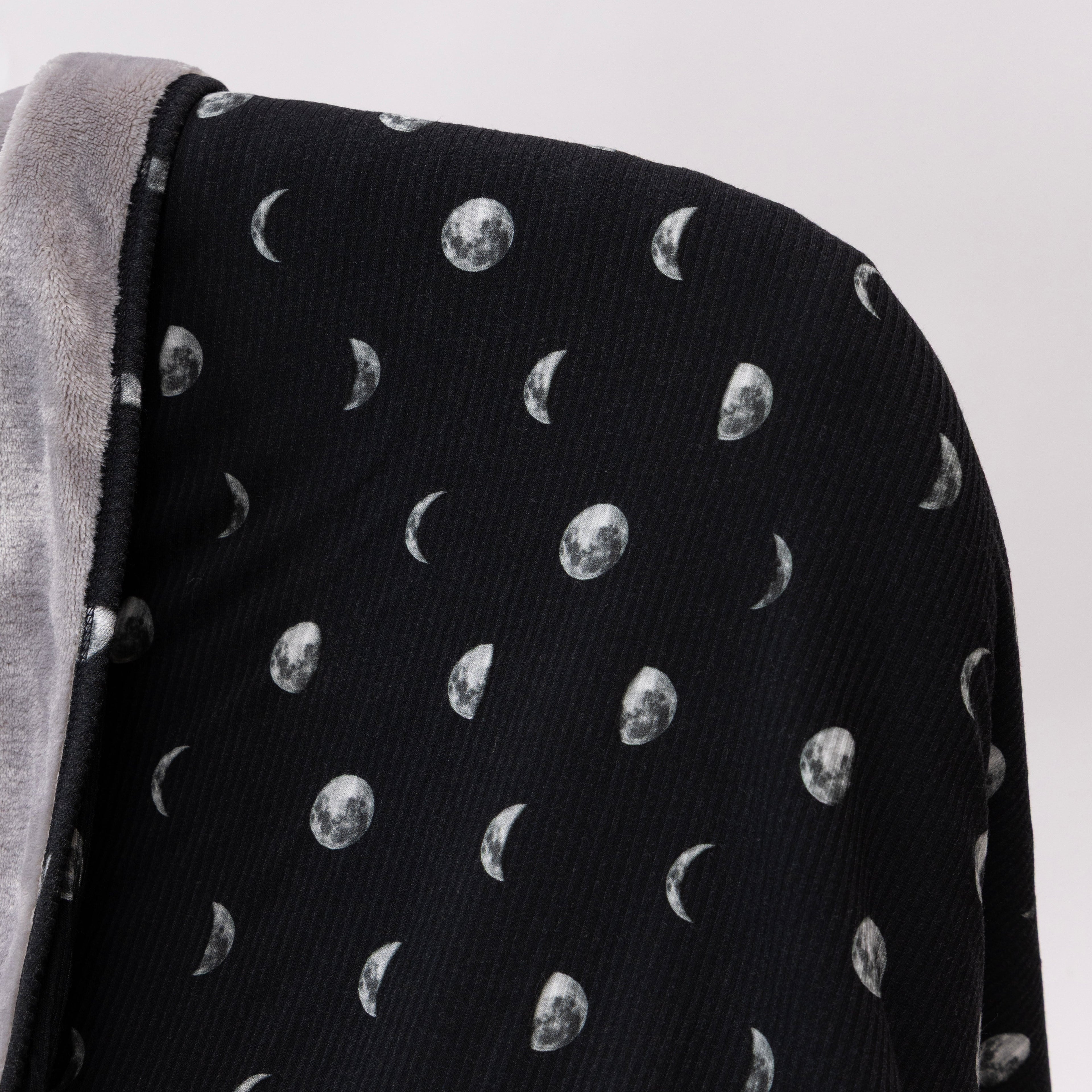 Moon Phases Small Ribbed Adult Blanket