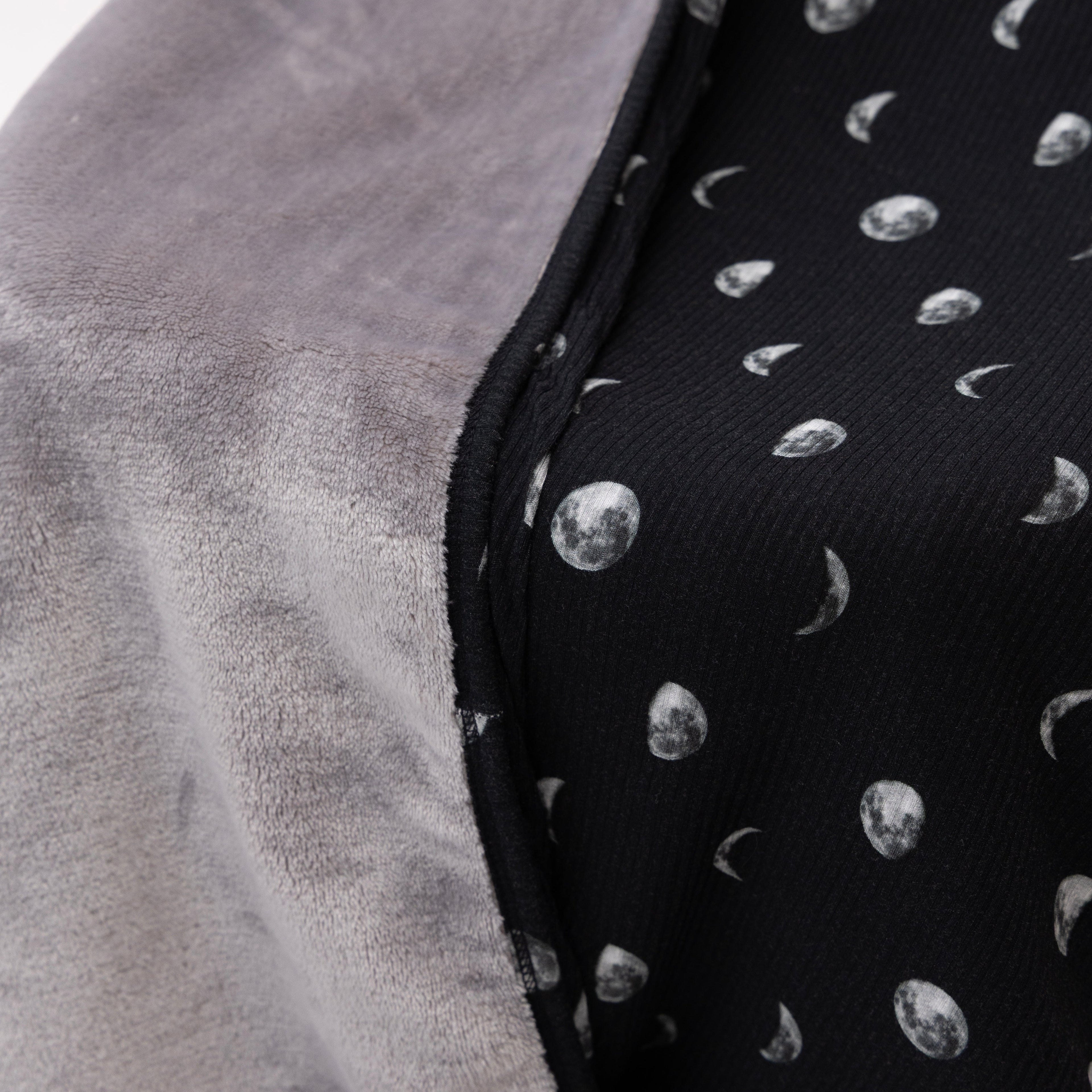 Moon Phases Small Ribbed Adult Blanket