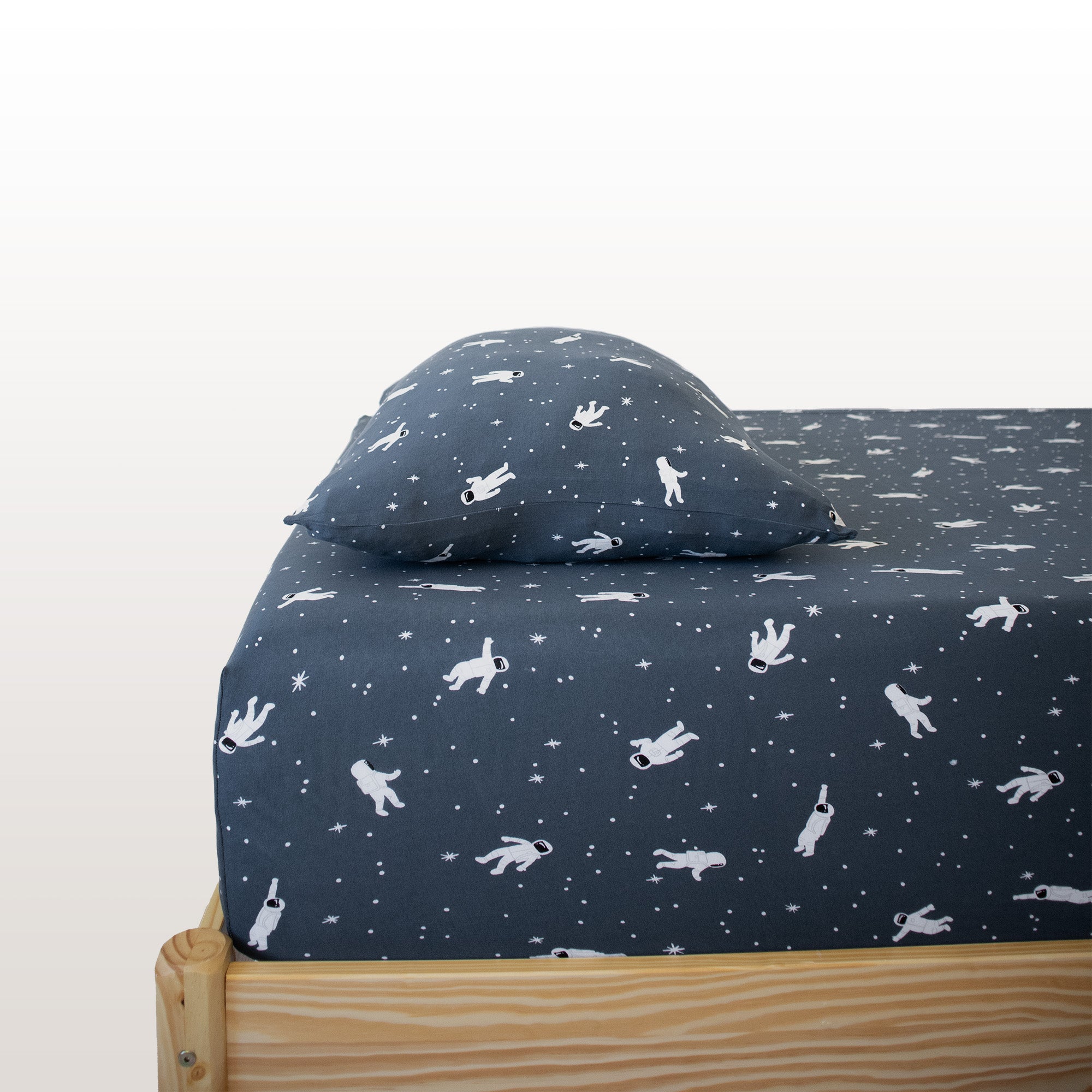 Astronauts Twin Sheet With Pillow Case