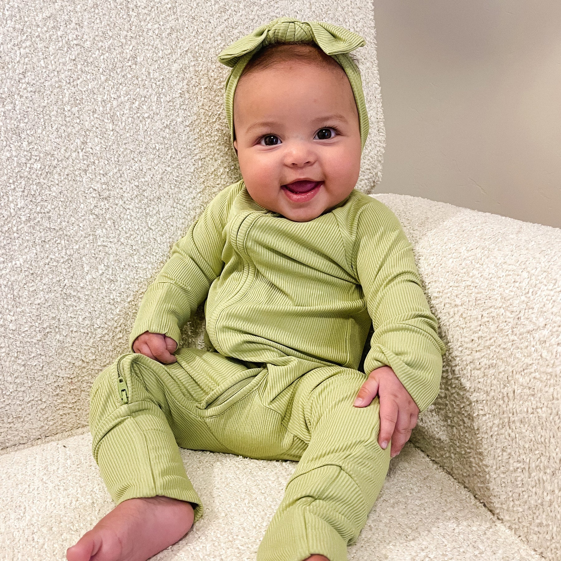 Tarragon Green Small Ribbed Bow