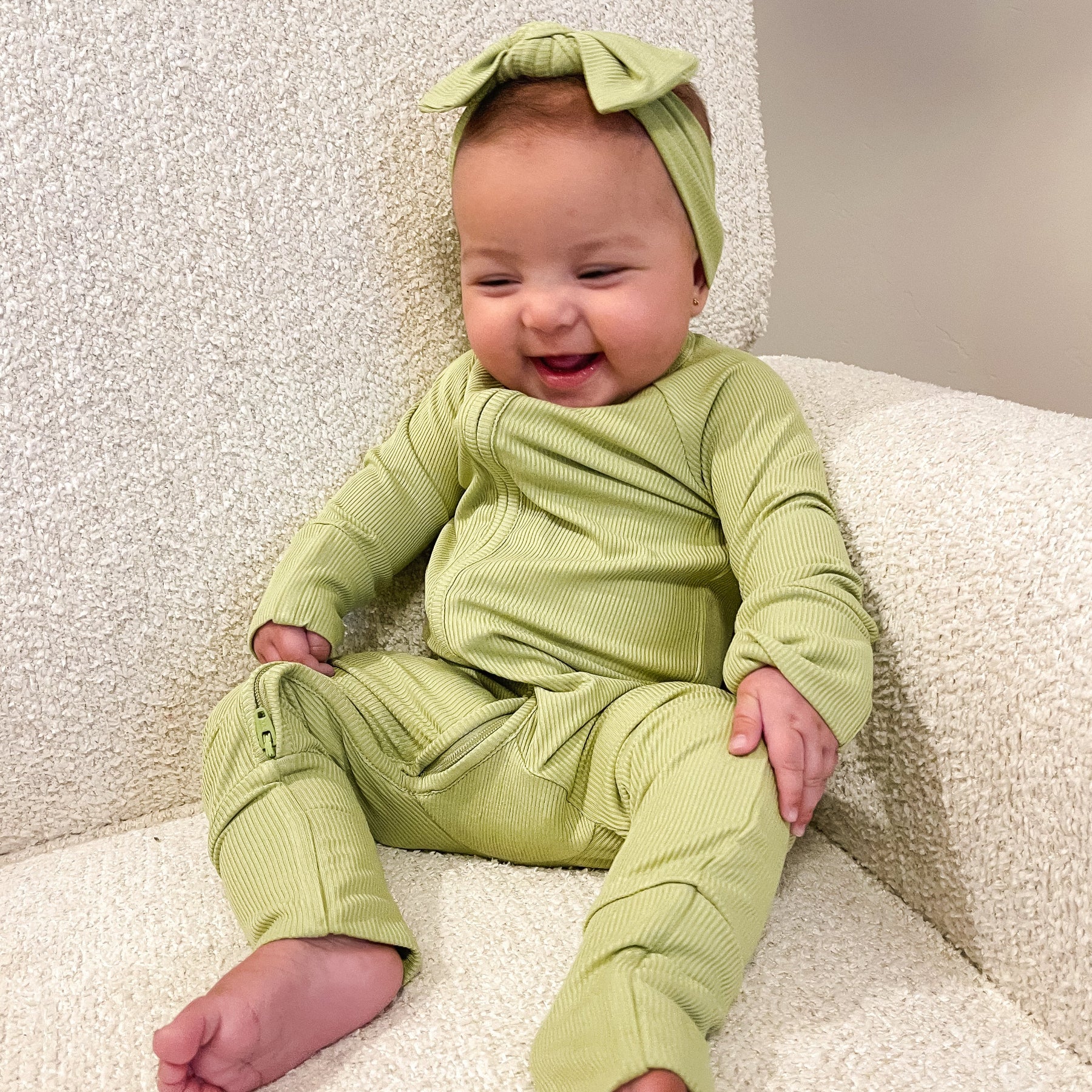 Tarragon Green Small Ribbed Bow