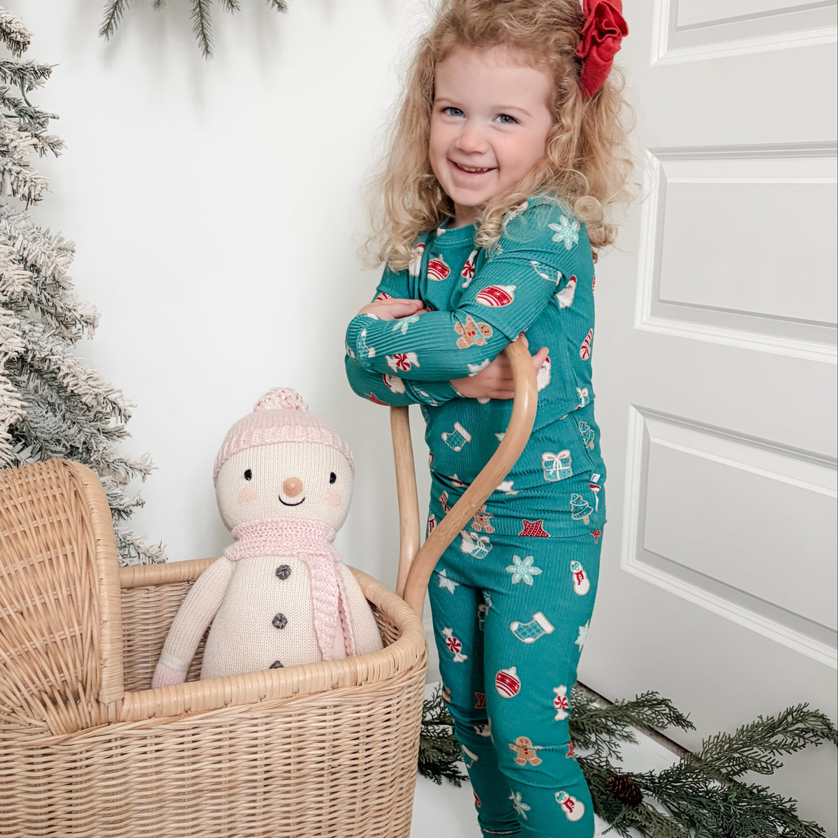 Sugar Cookies Frosted Teal Small Ribbed Two-Piece Set