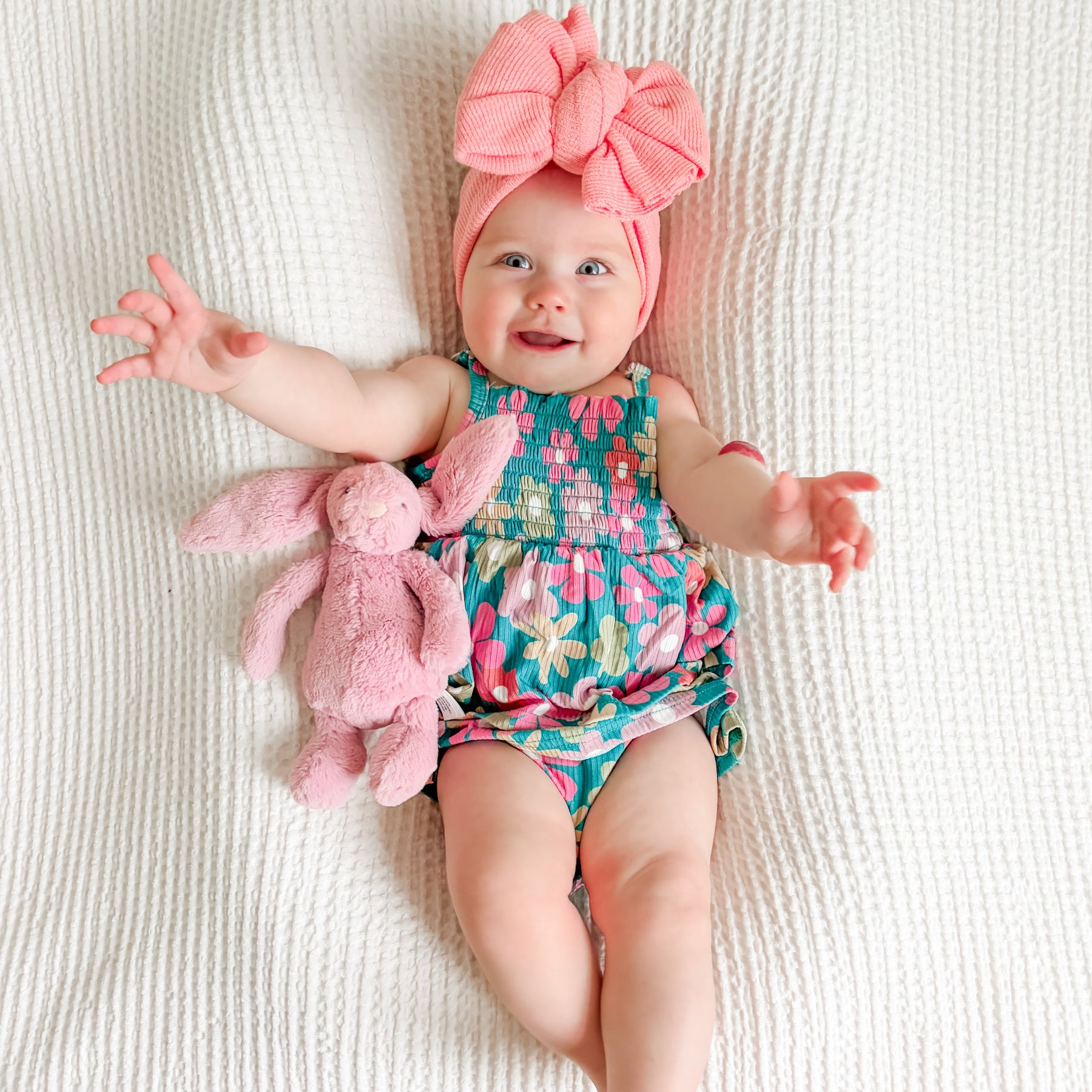 Retro Daisies Small Ribbed Ruffle Romper