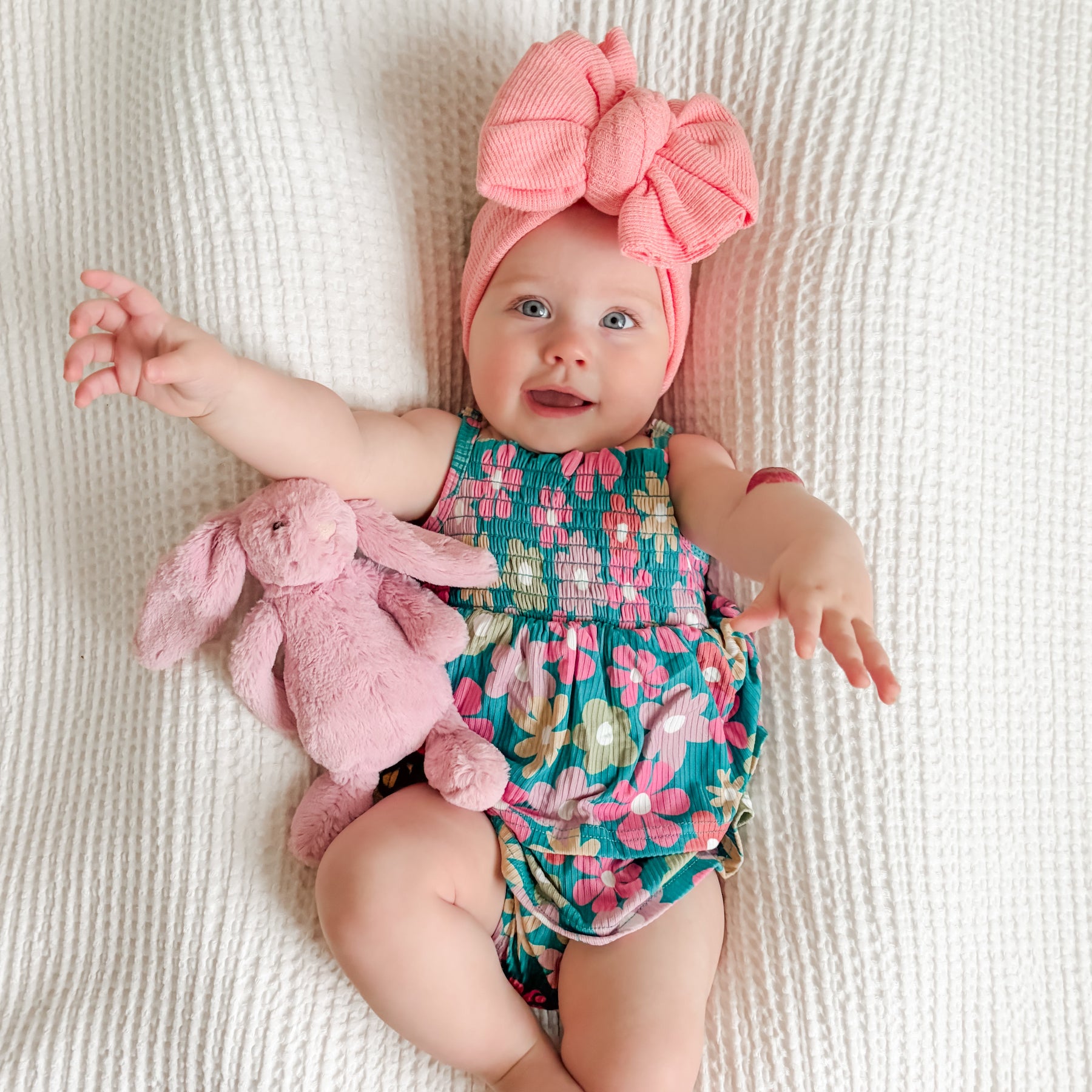 Retro Daisies Small Ribbed Ruffle Romper