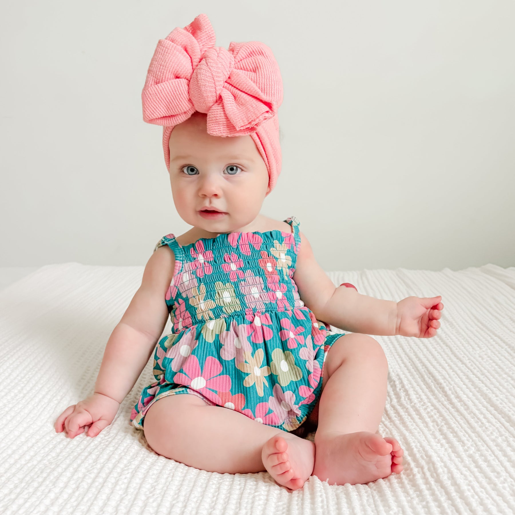 Retro Daisies Small Ribbed Ruffle Romper