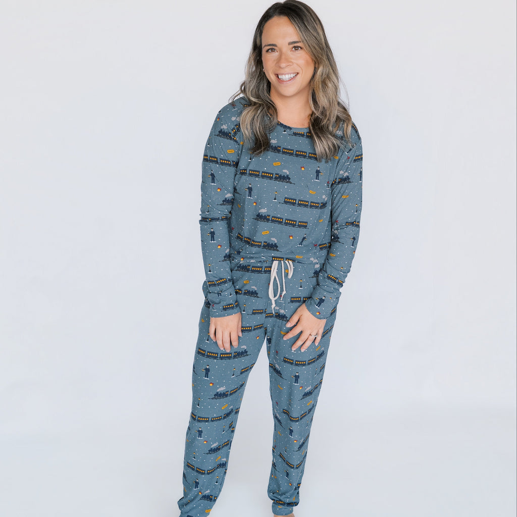 Christmas Trains Small Ribbed Women's Pants