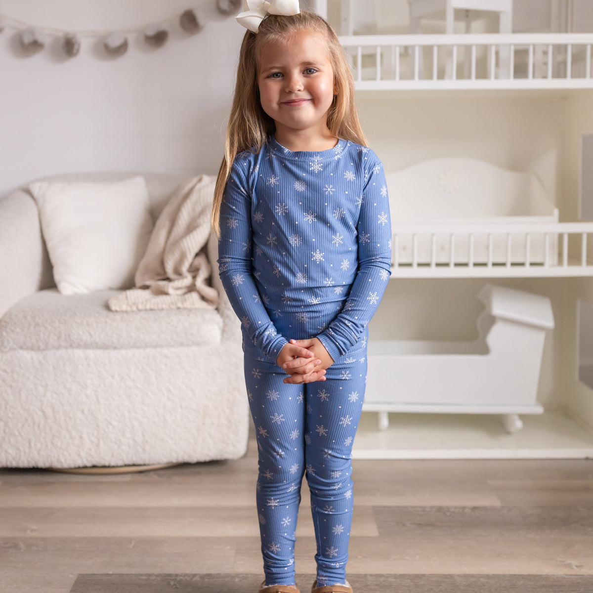 Snowflakes Small Ribbed Two-Piece Set
