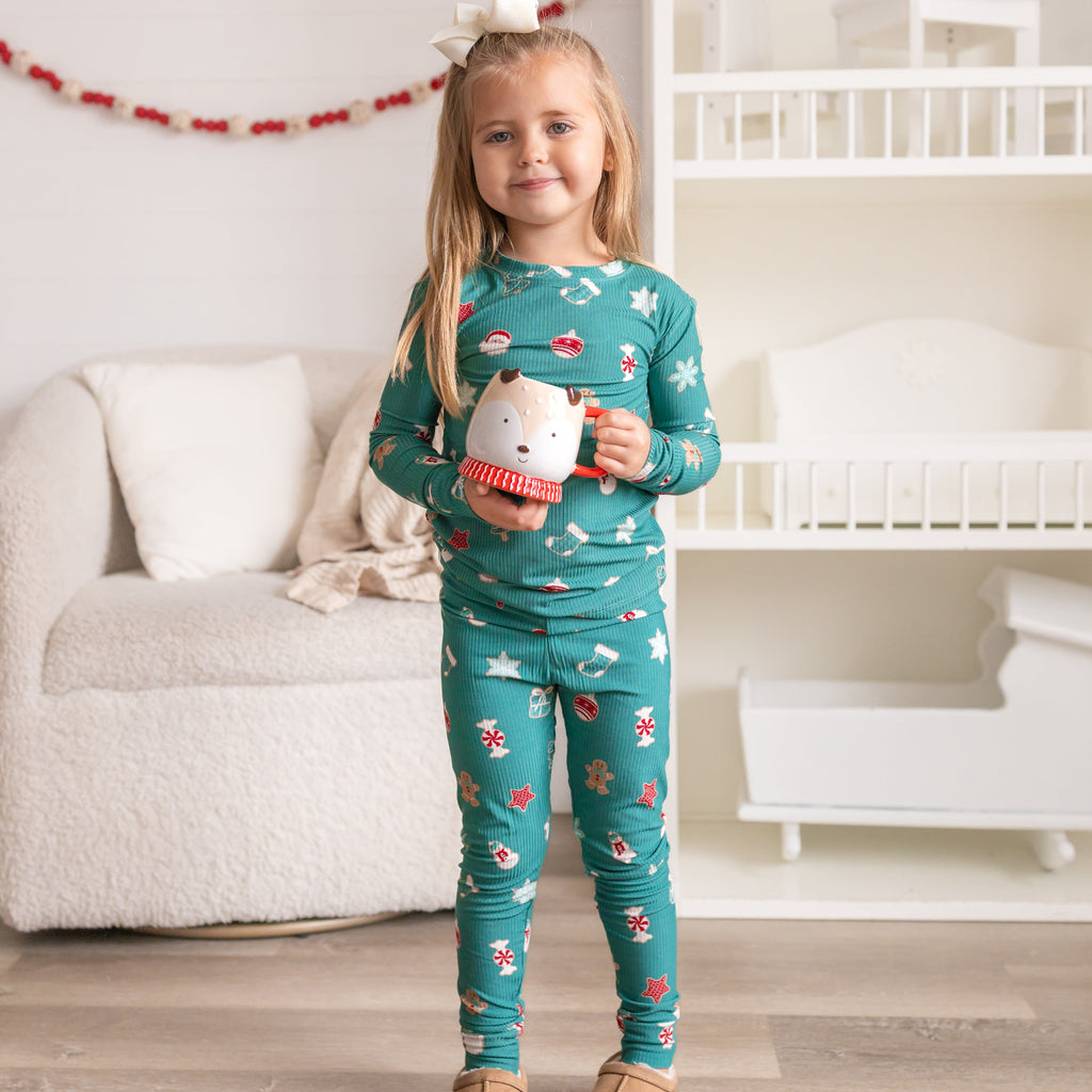 Sugar Cookies Frosted Teal Small Ribbed Two-Piece Set