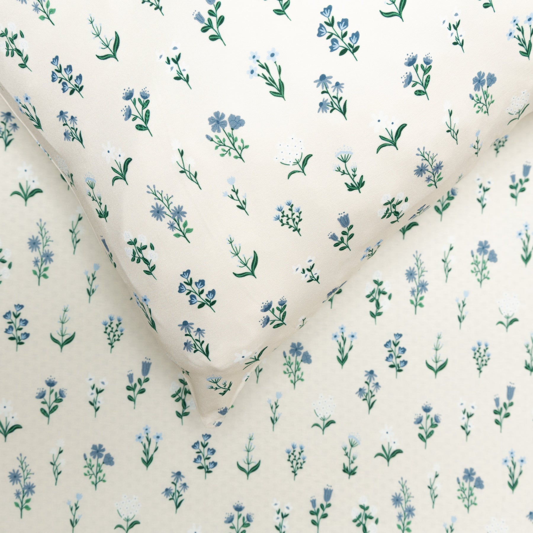 Morning Meadow Twin Sheet With Pillow Case